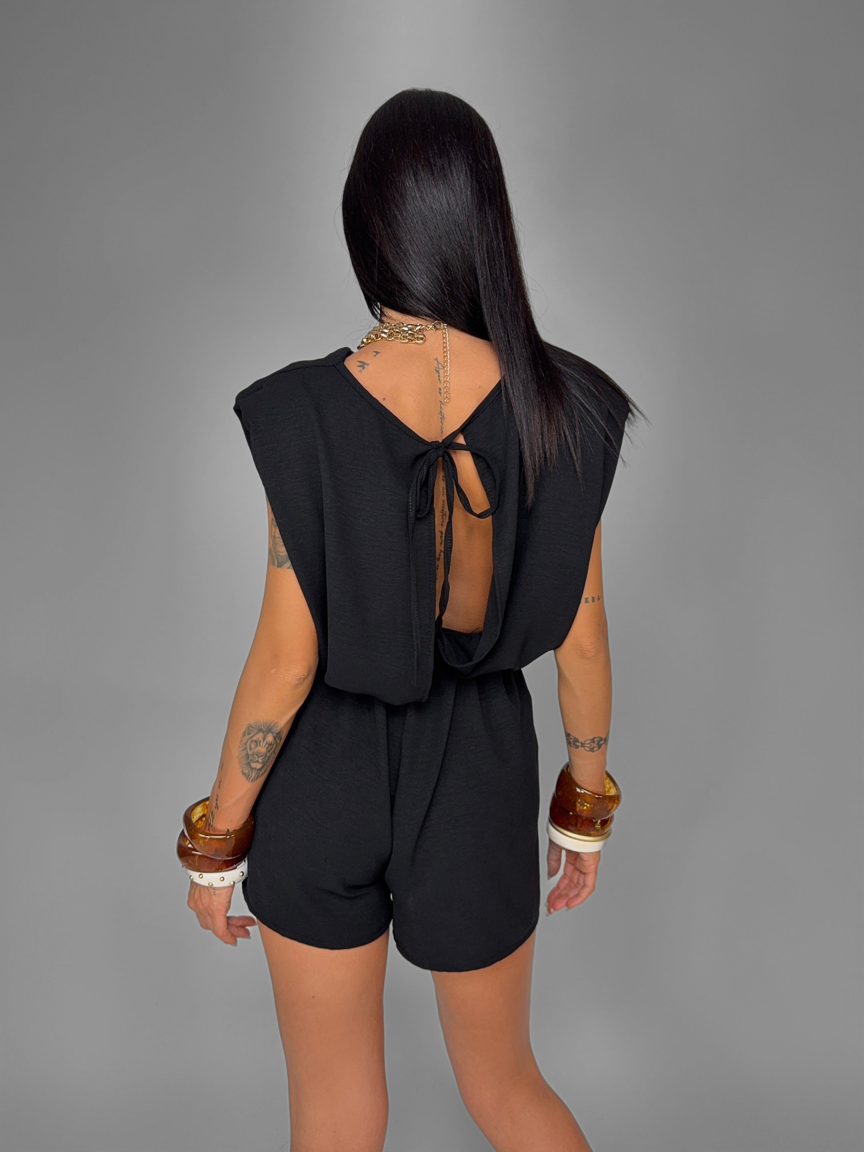 Tuta Sculpted Shoulder-Black