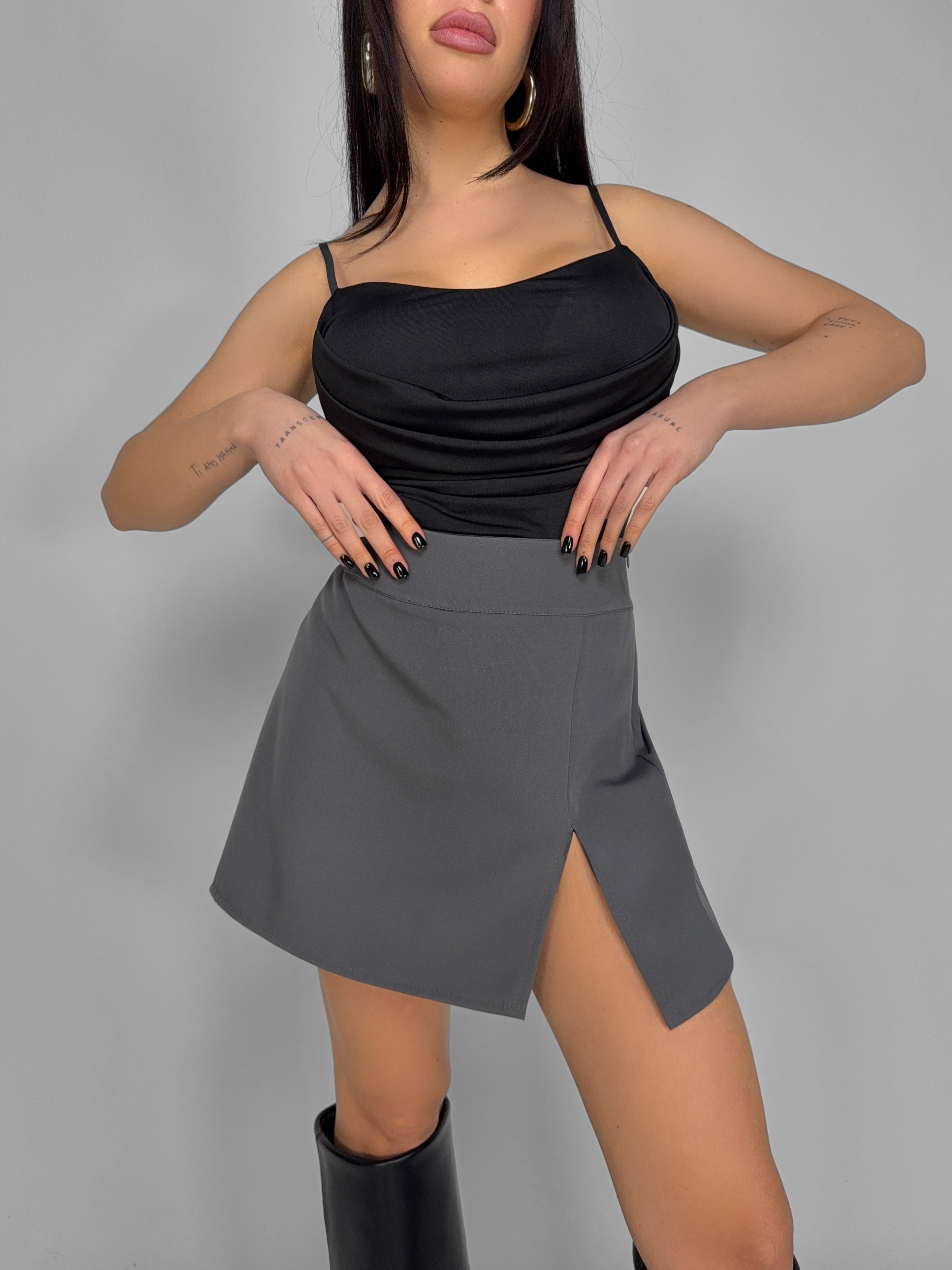 Pantagonna Thigh Cut