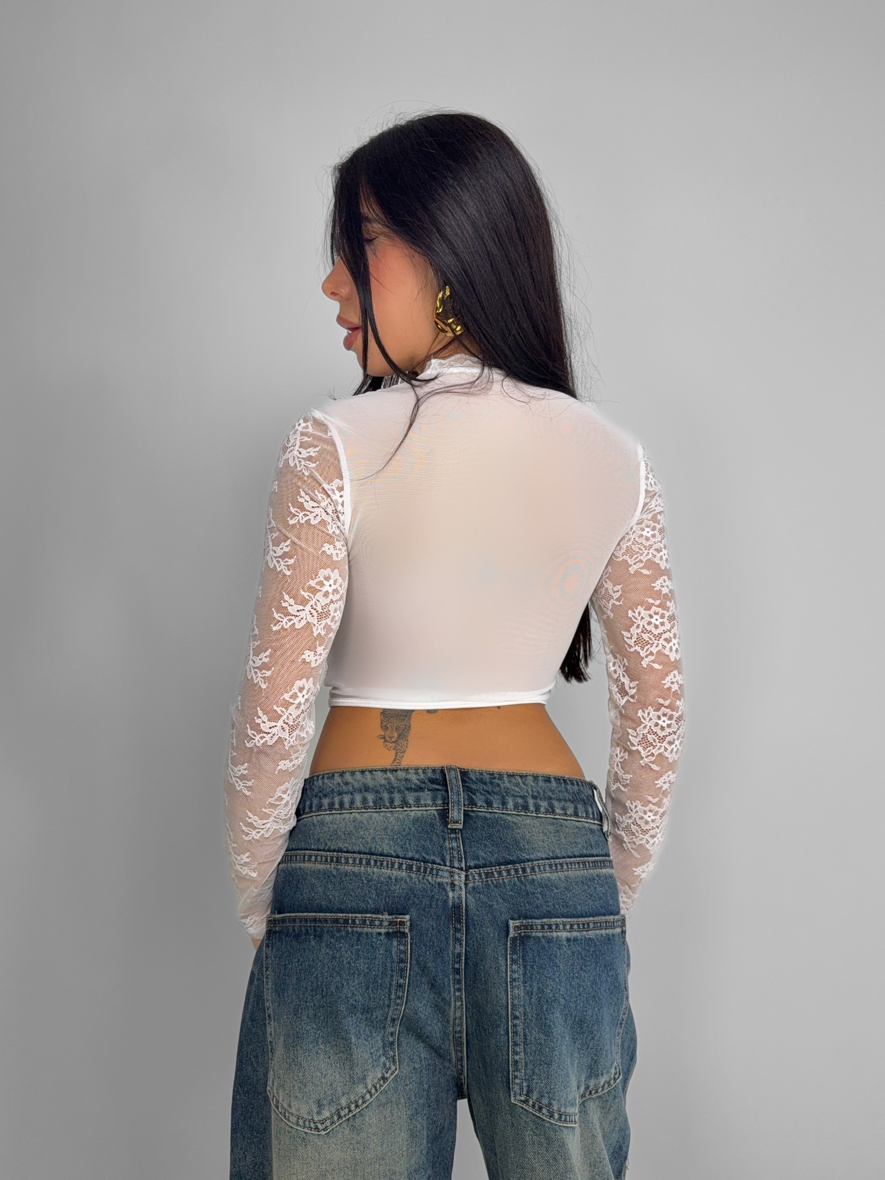 Top Modern Muse-White