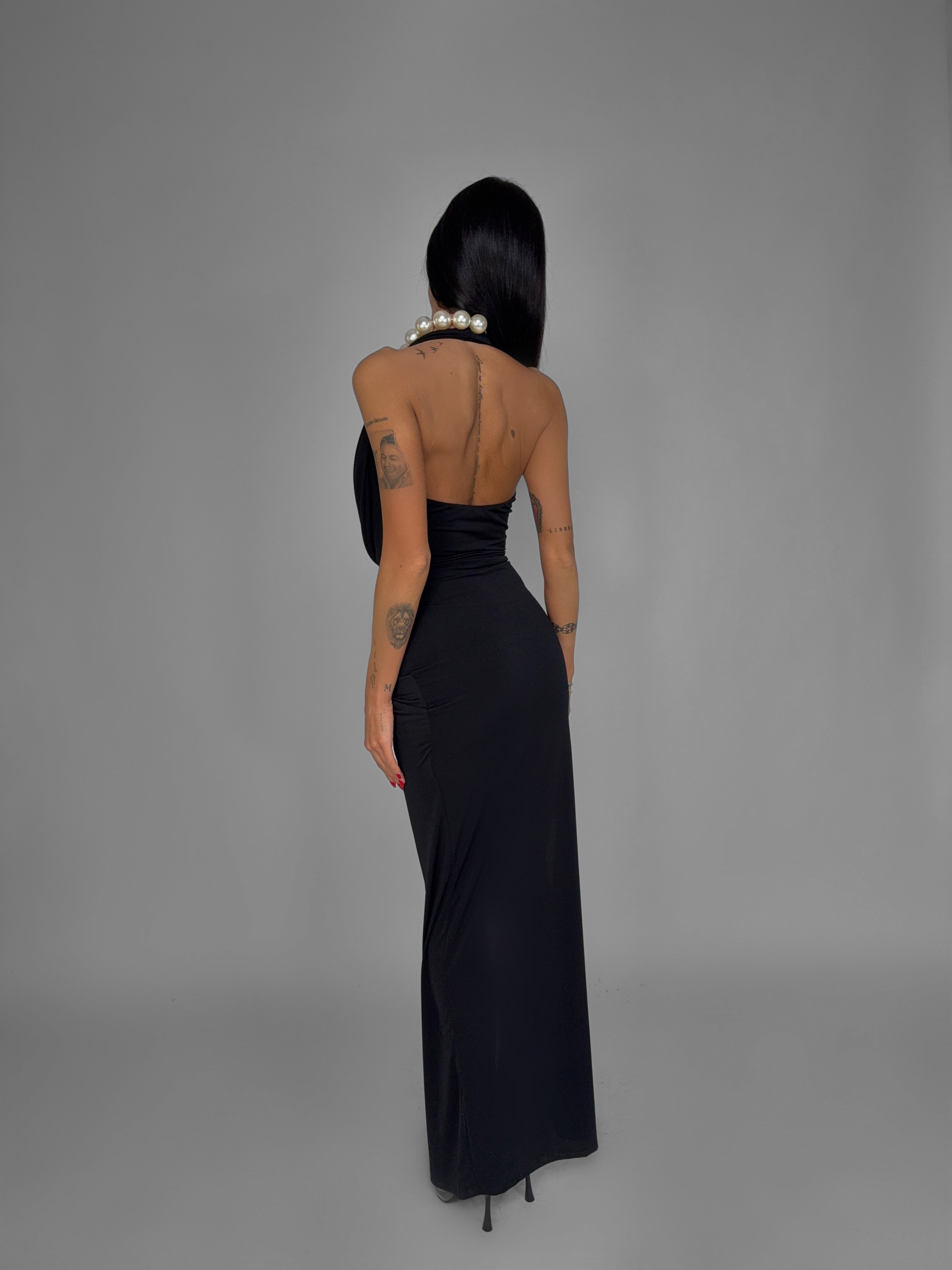 Abito Siren Slit-Black