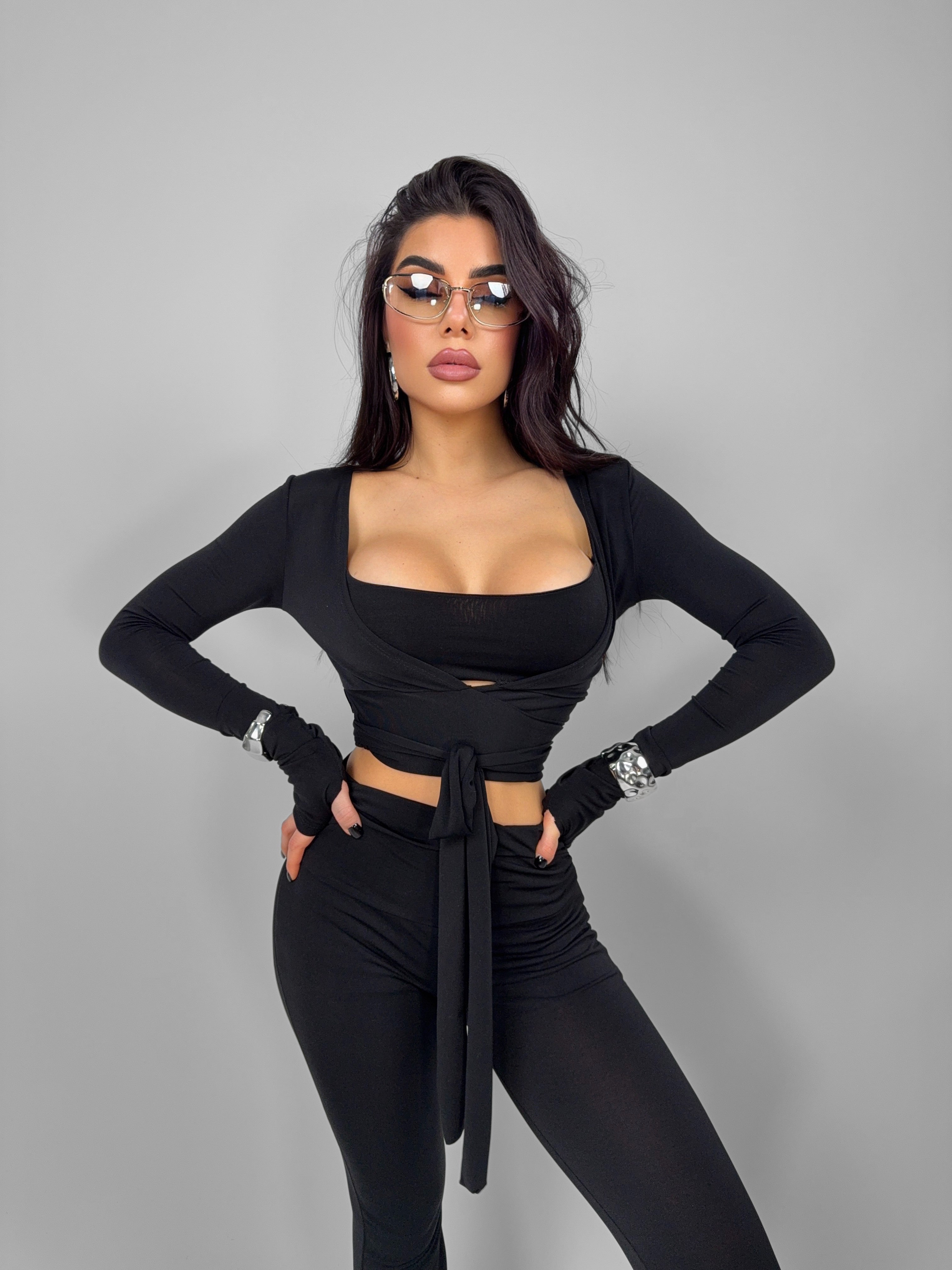Set Self Confident--Black