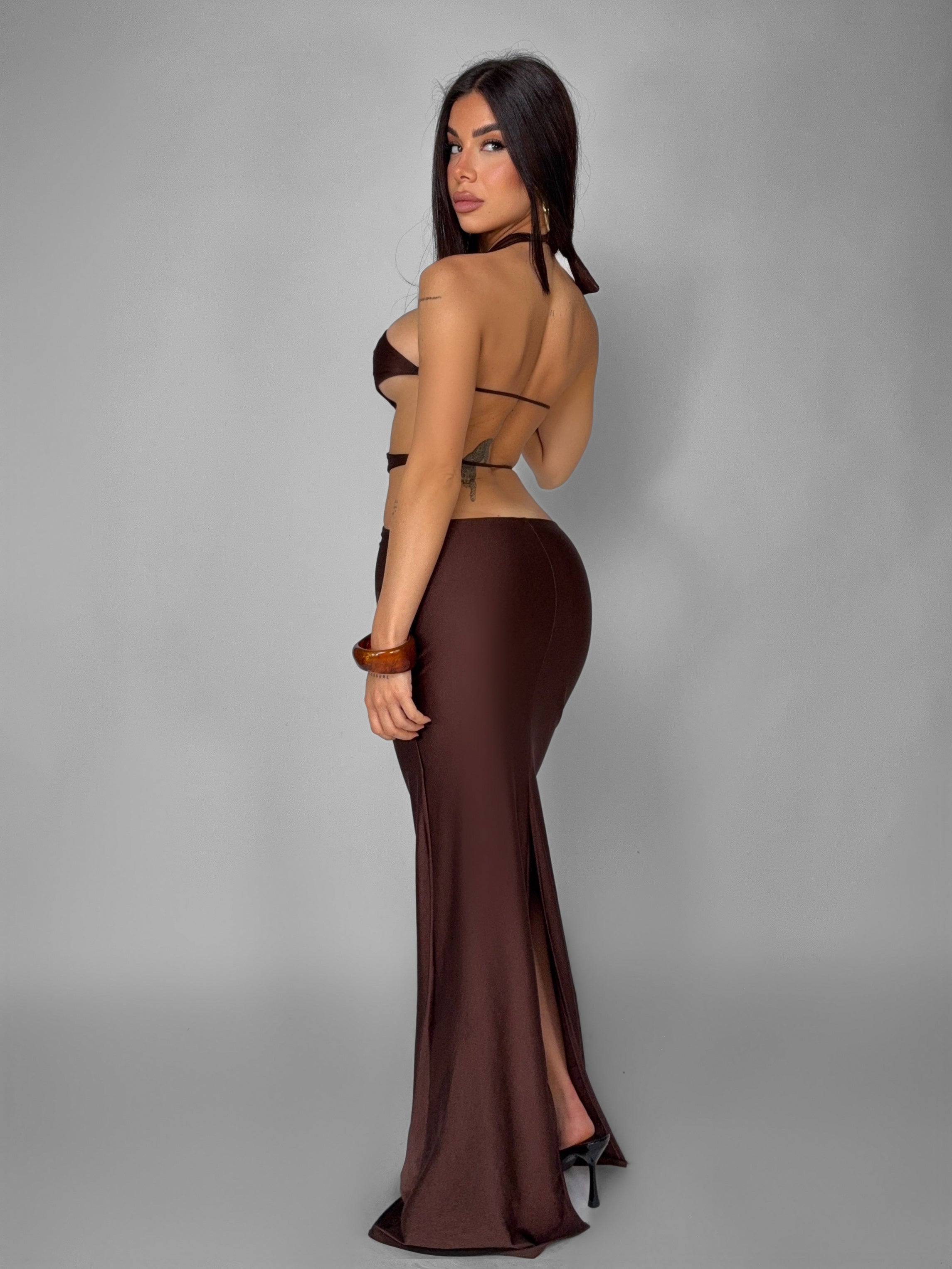 Abito Taylor-Brown