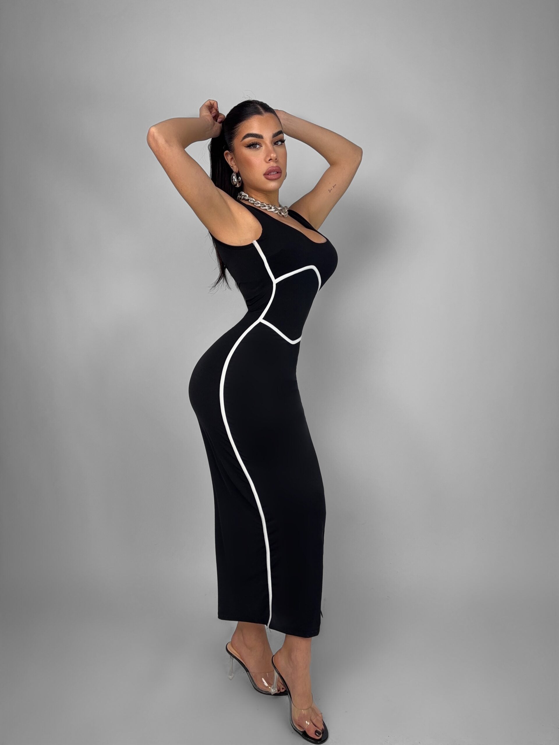 Abito Sewing - Black
