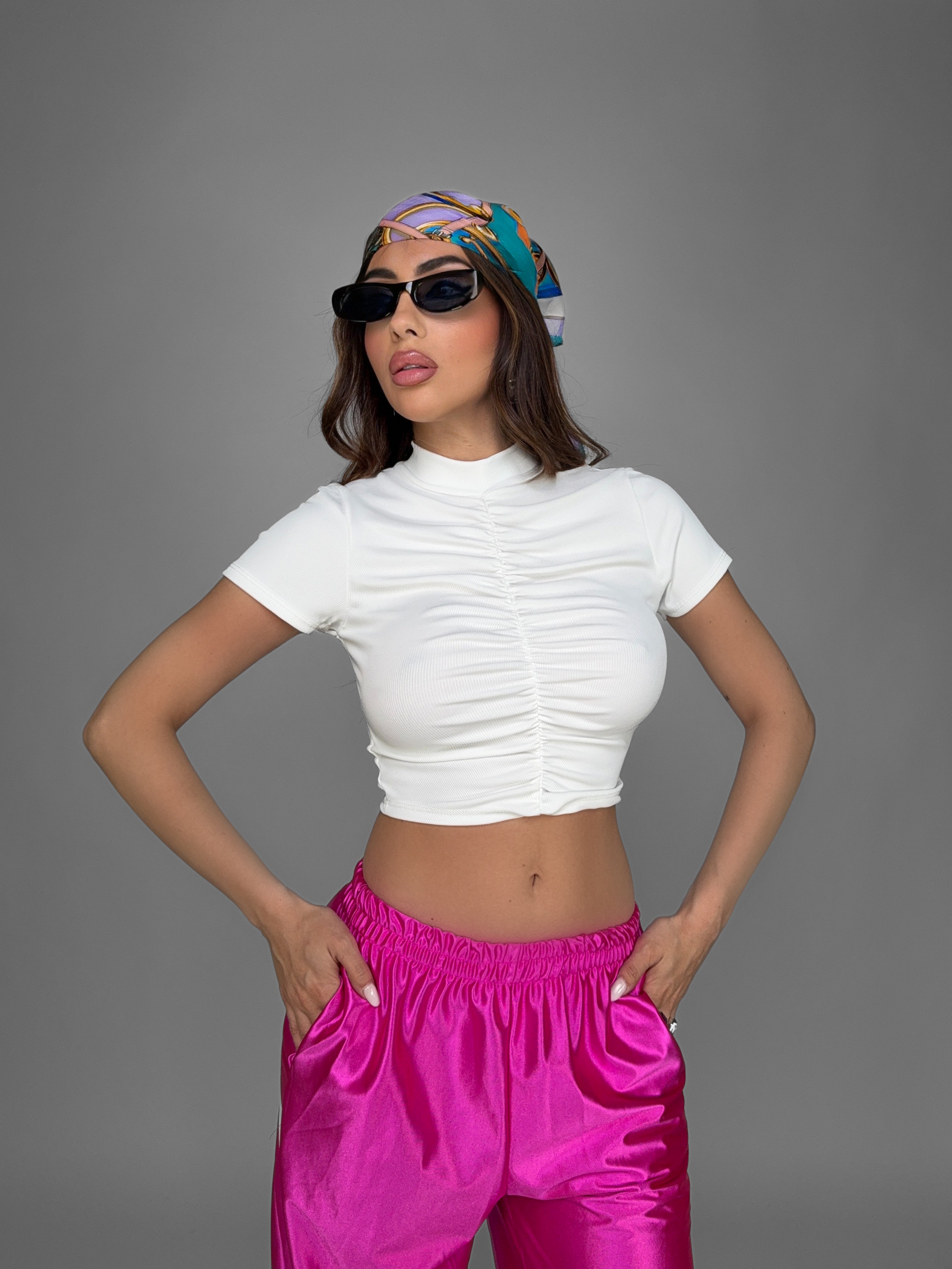 Top Front Twist-White