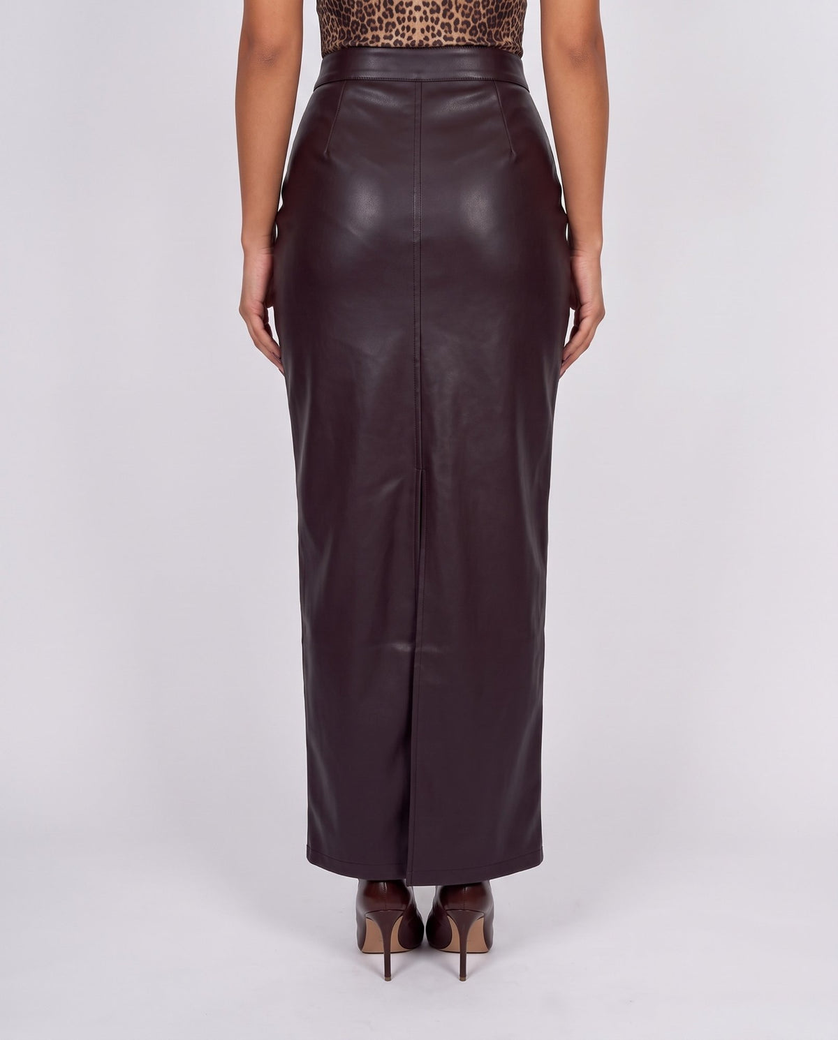Gonna Button Leather-Brown