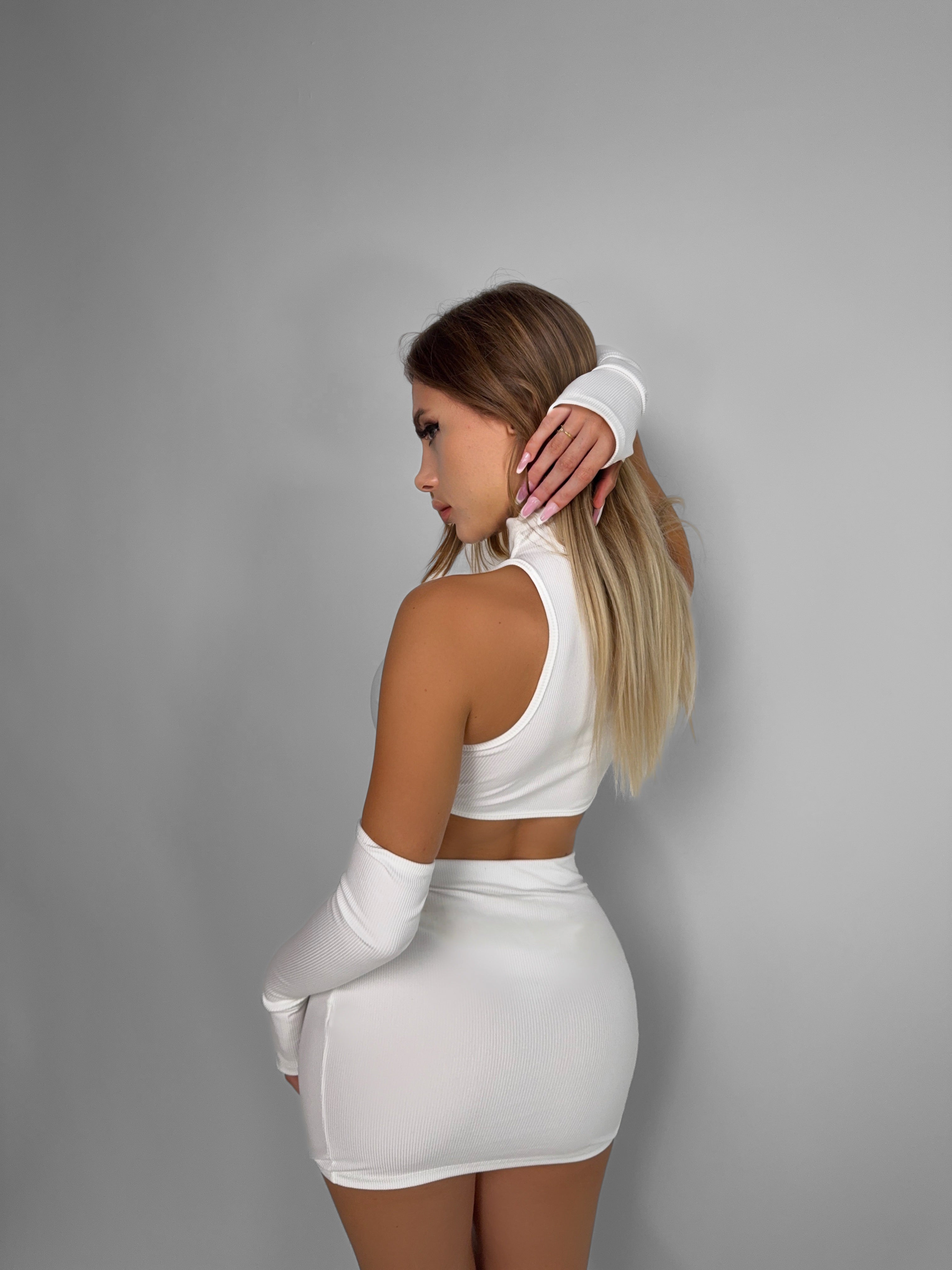 Completo Hips Don’t Lie - White