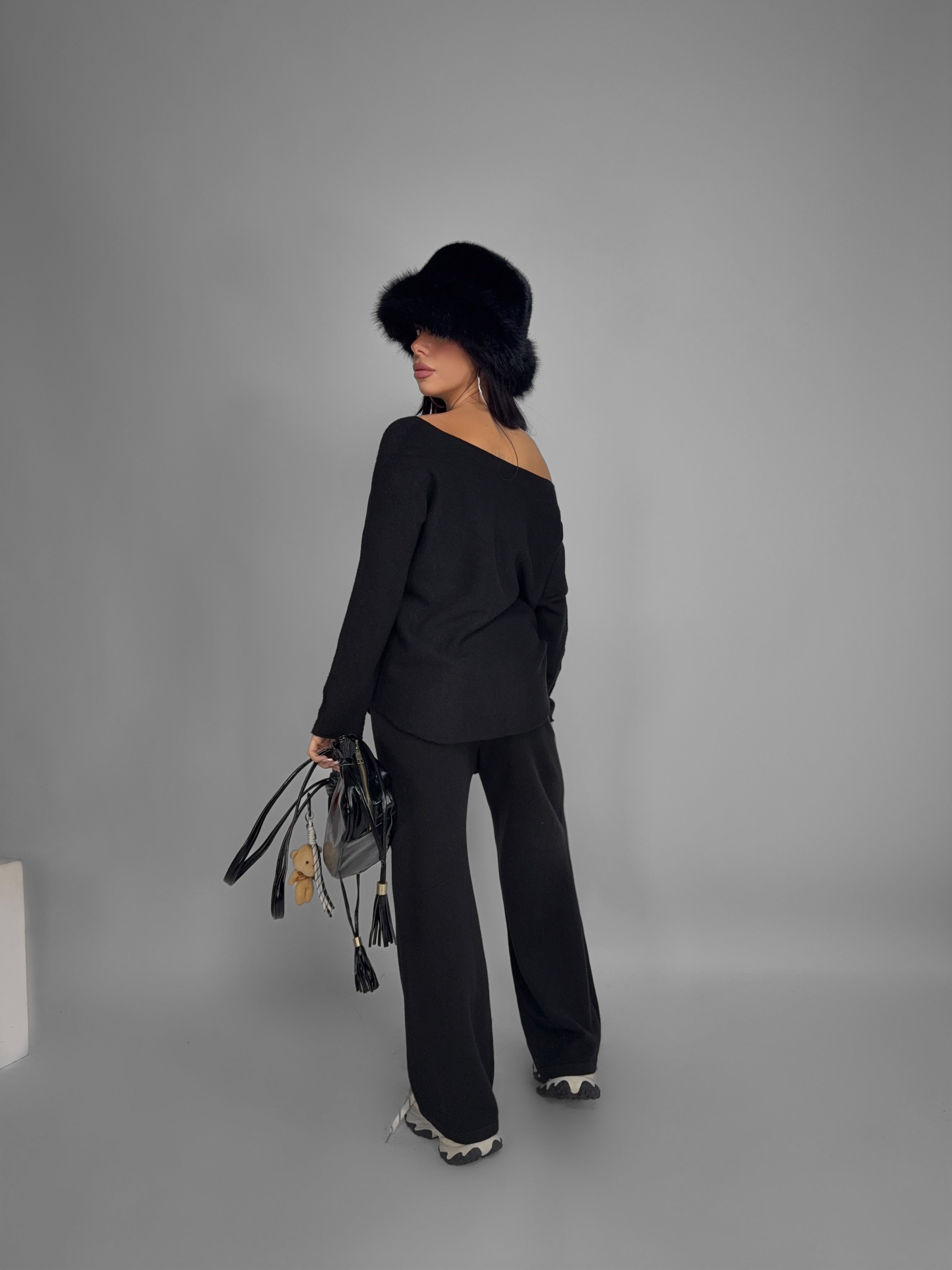 Completo Clay Essence-Black