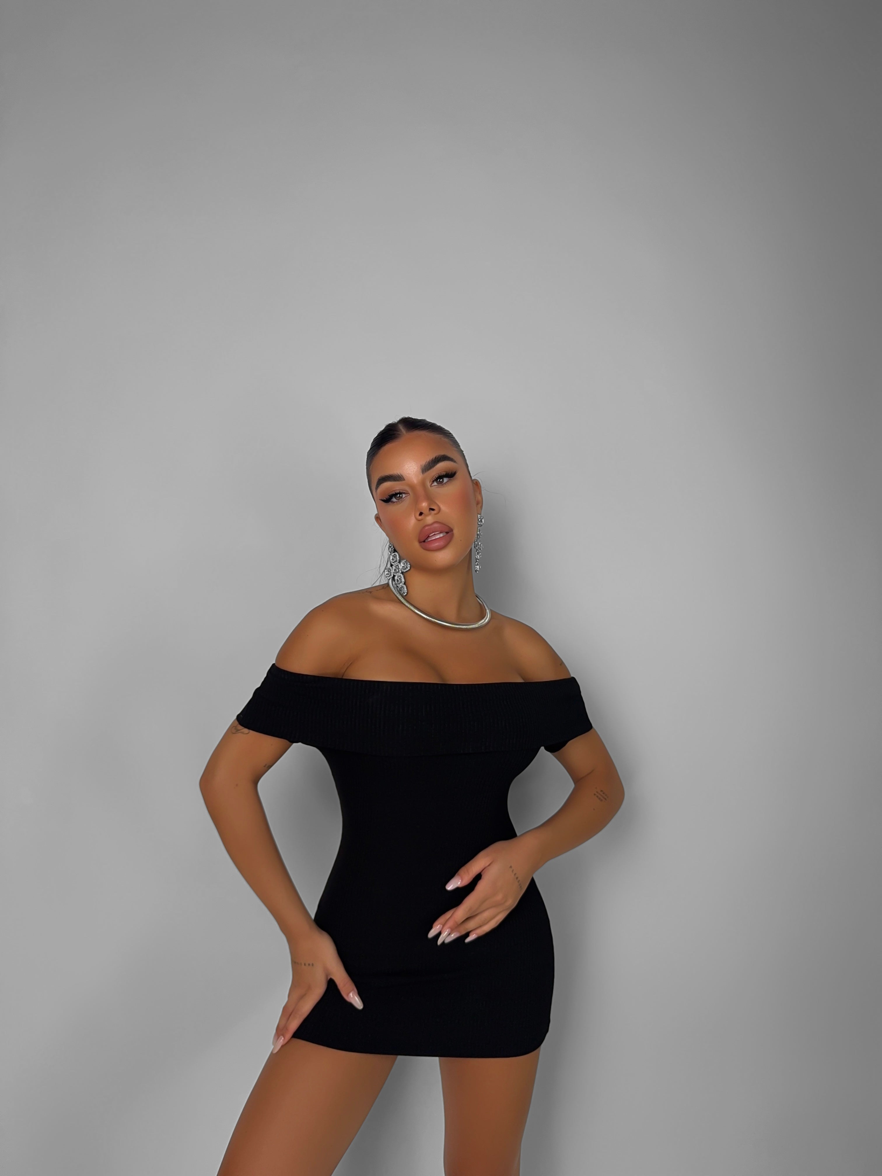 Abito Off Shoulder