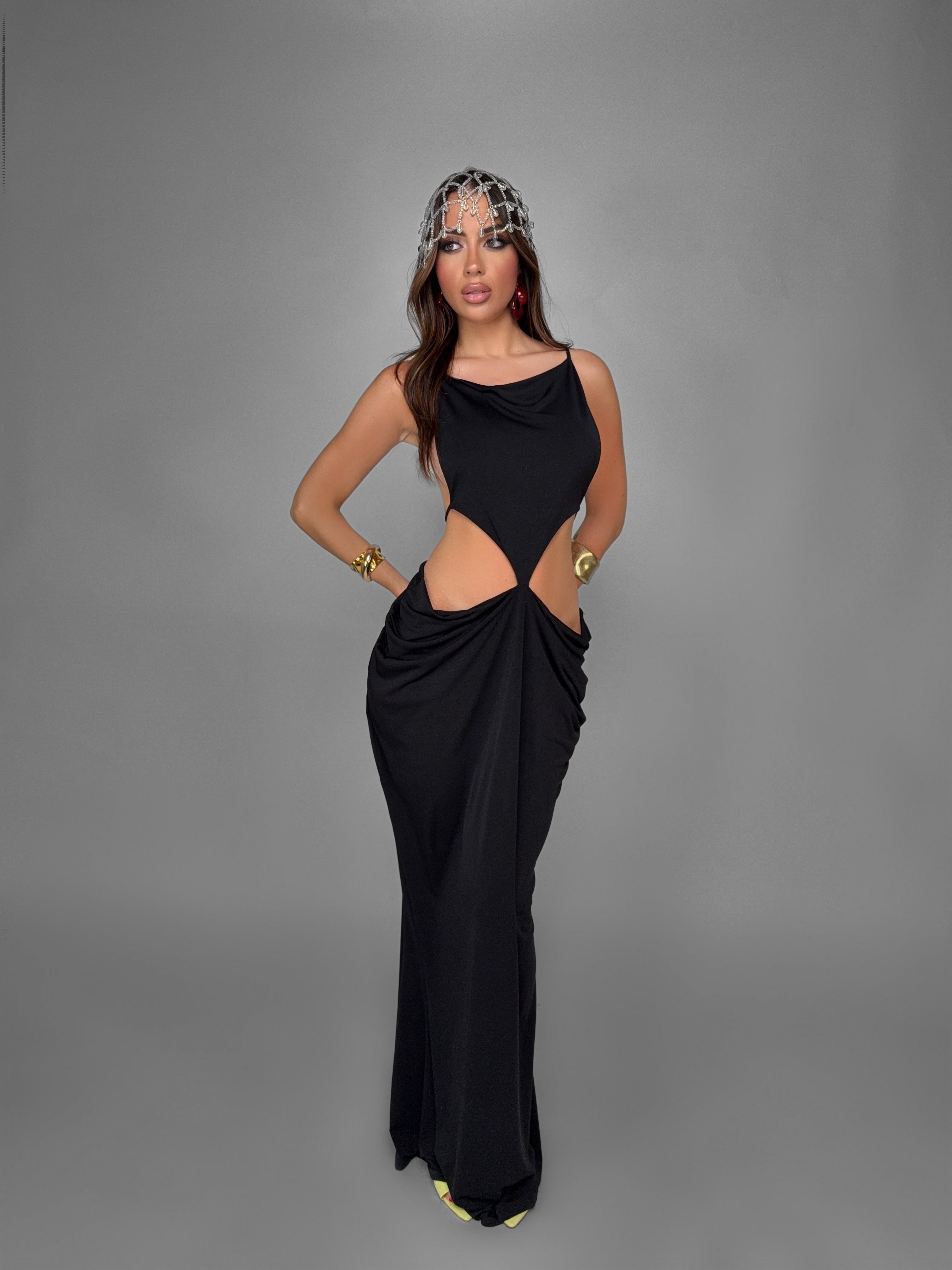 Abito Side Slit Cut-Out-Black