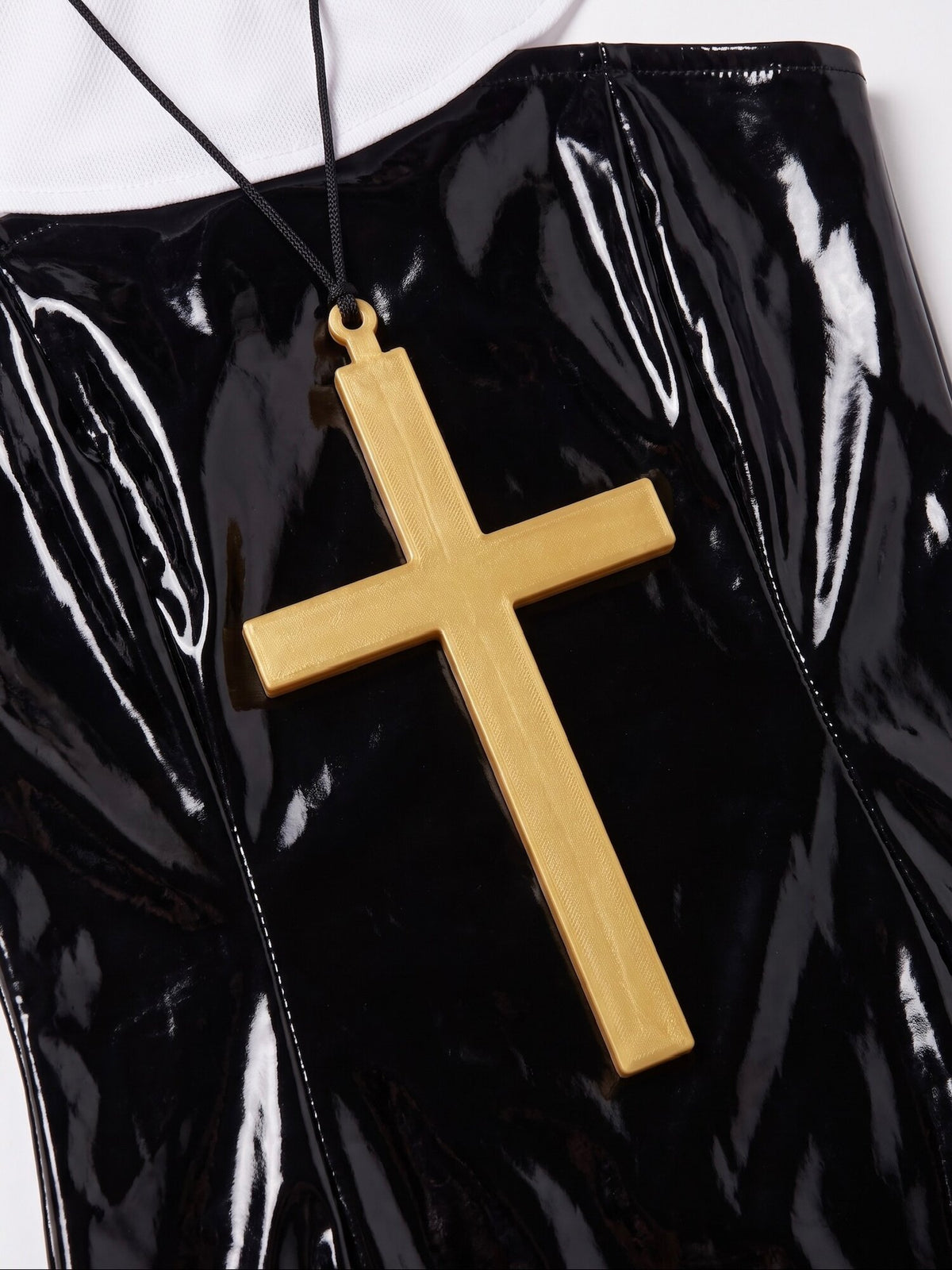 Set Holy Sister Collana + Velo + Gambaletto + Colletto
