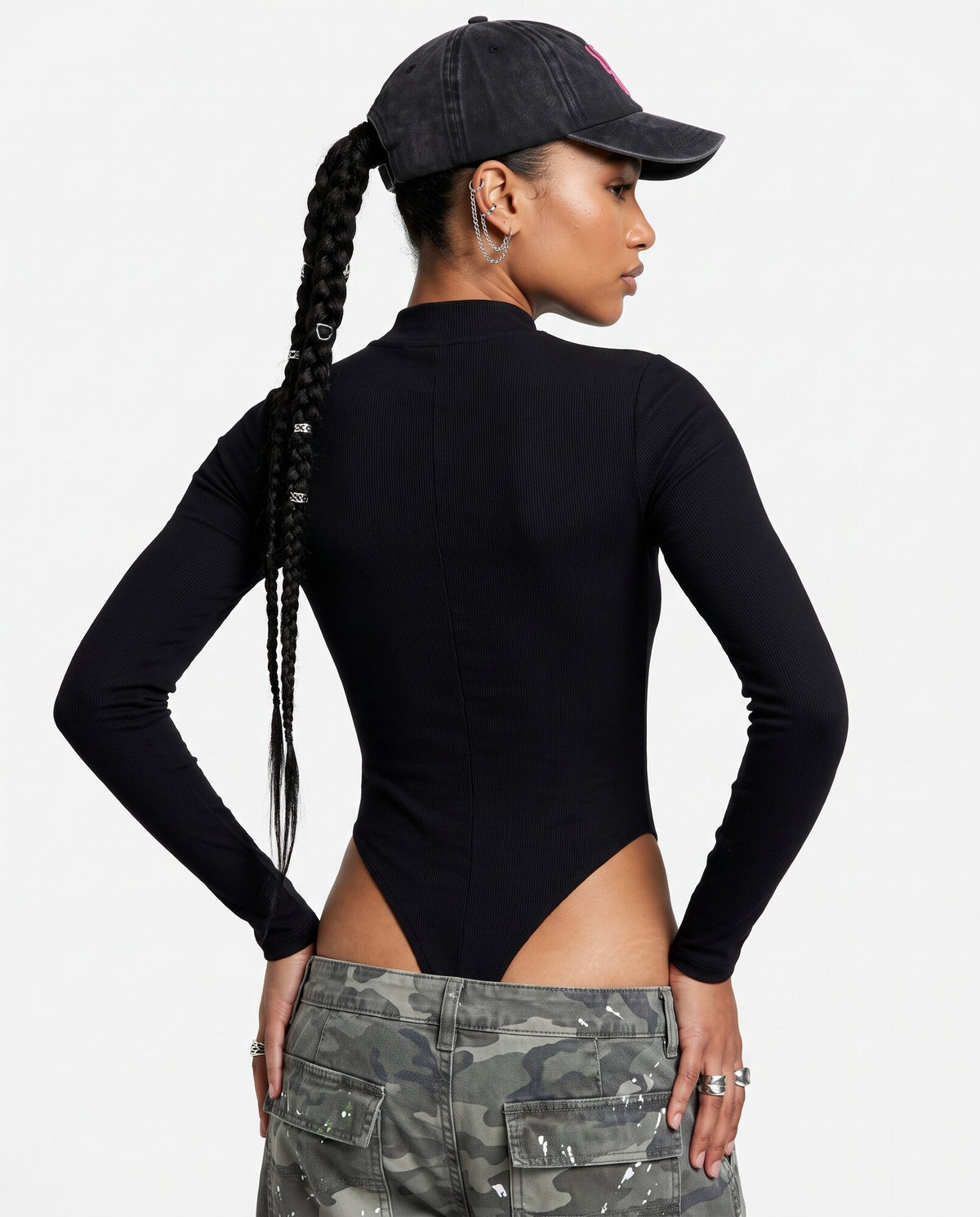 Body Leg Cut-Black