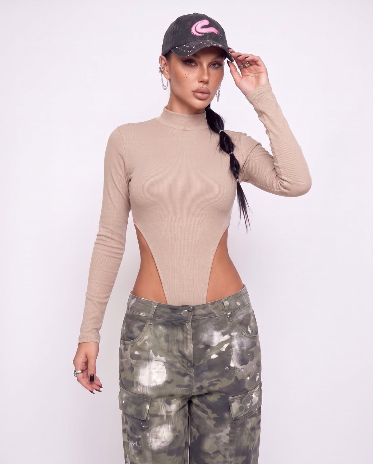 Body Leg Cut-Beige