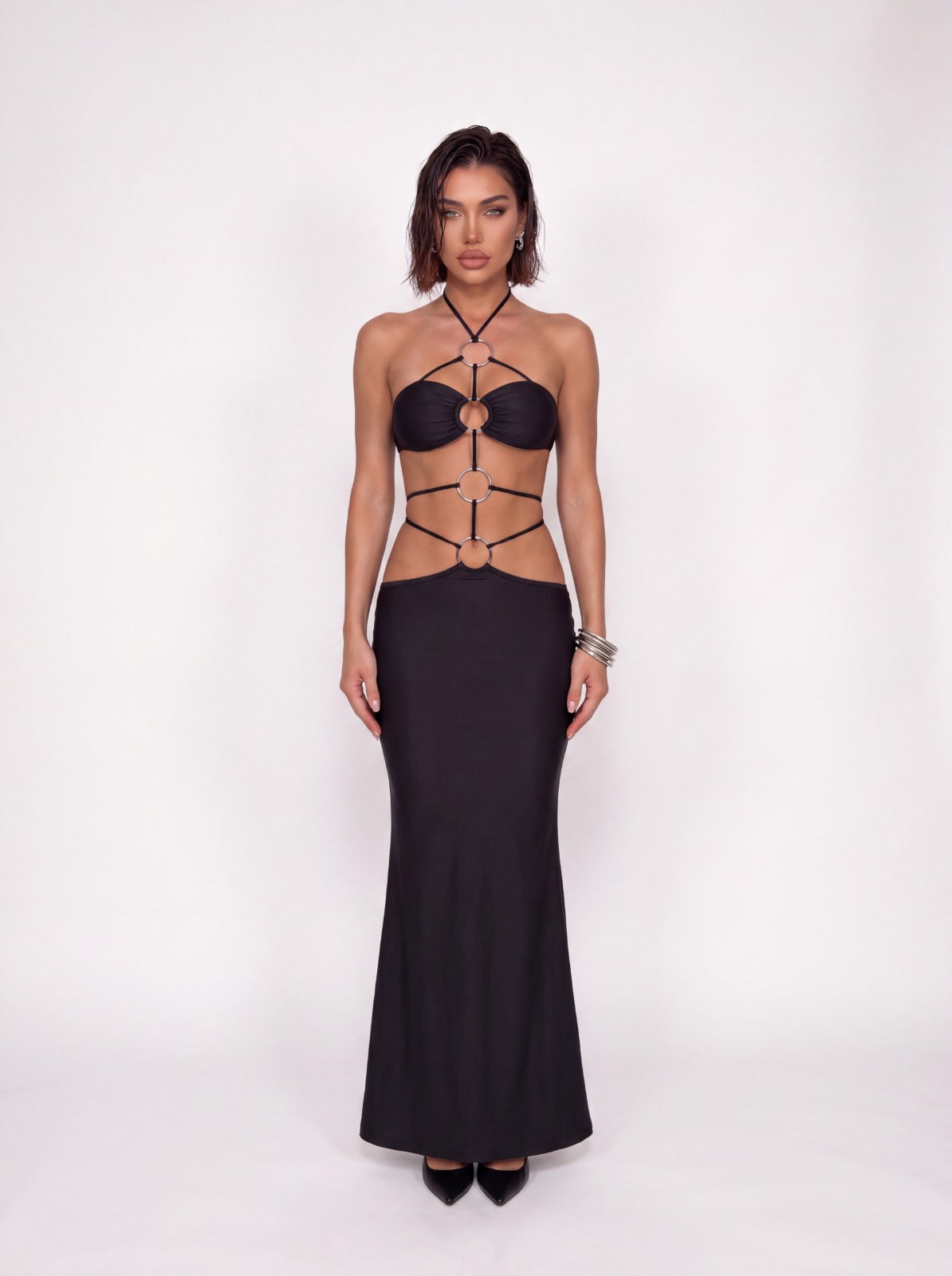 Vestido con detalle de anillo - Negro