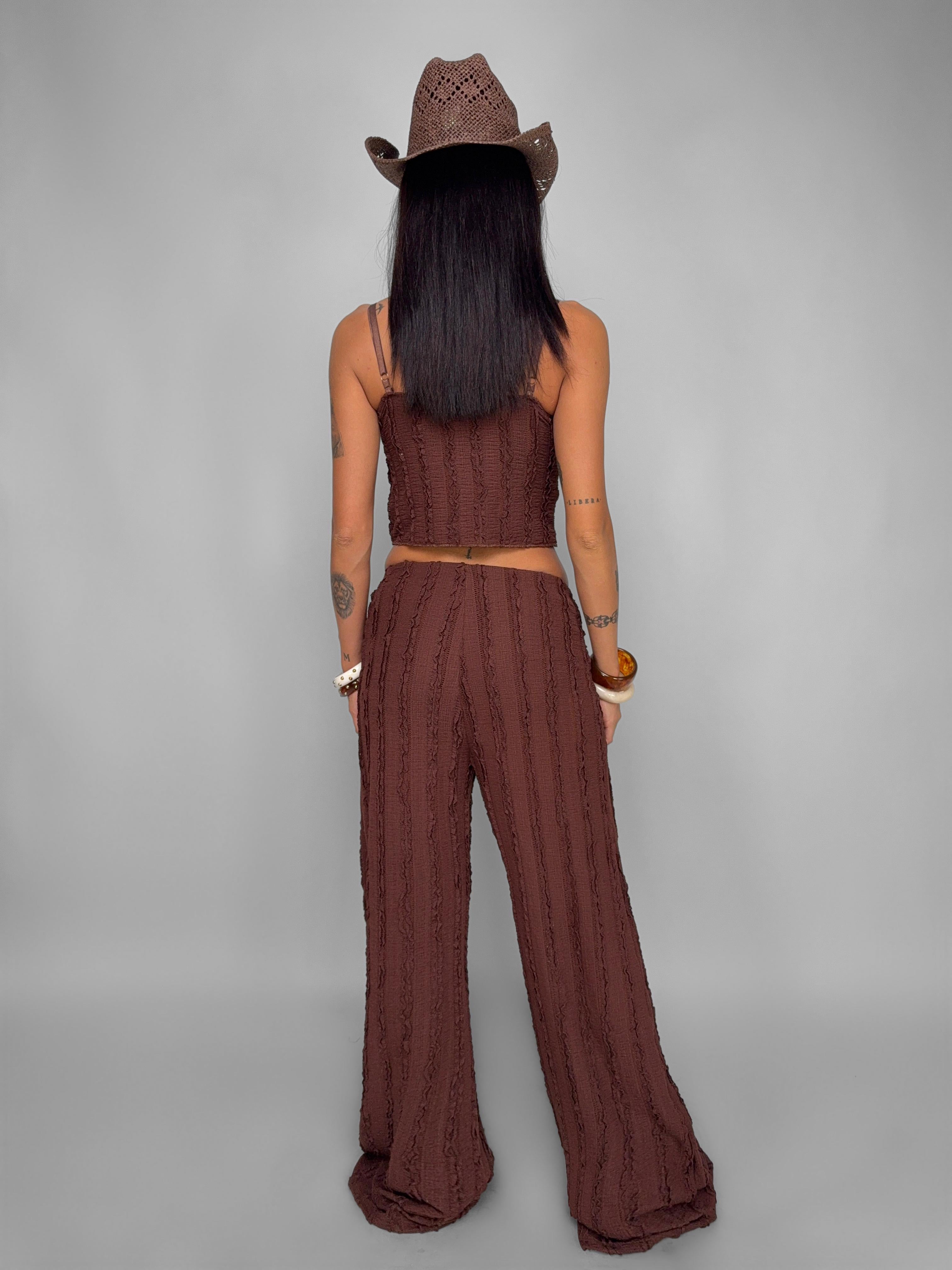 Completo Vertical-Brown