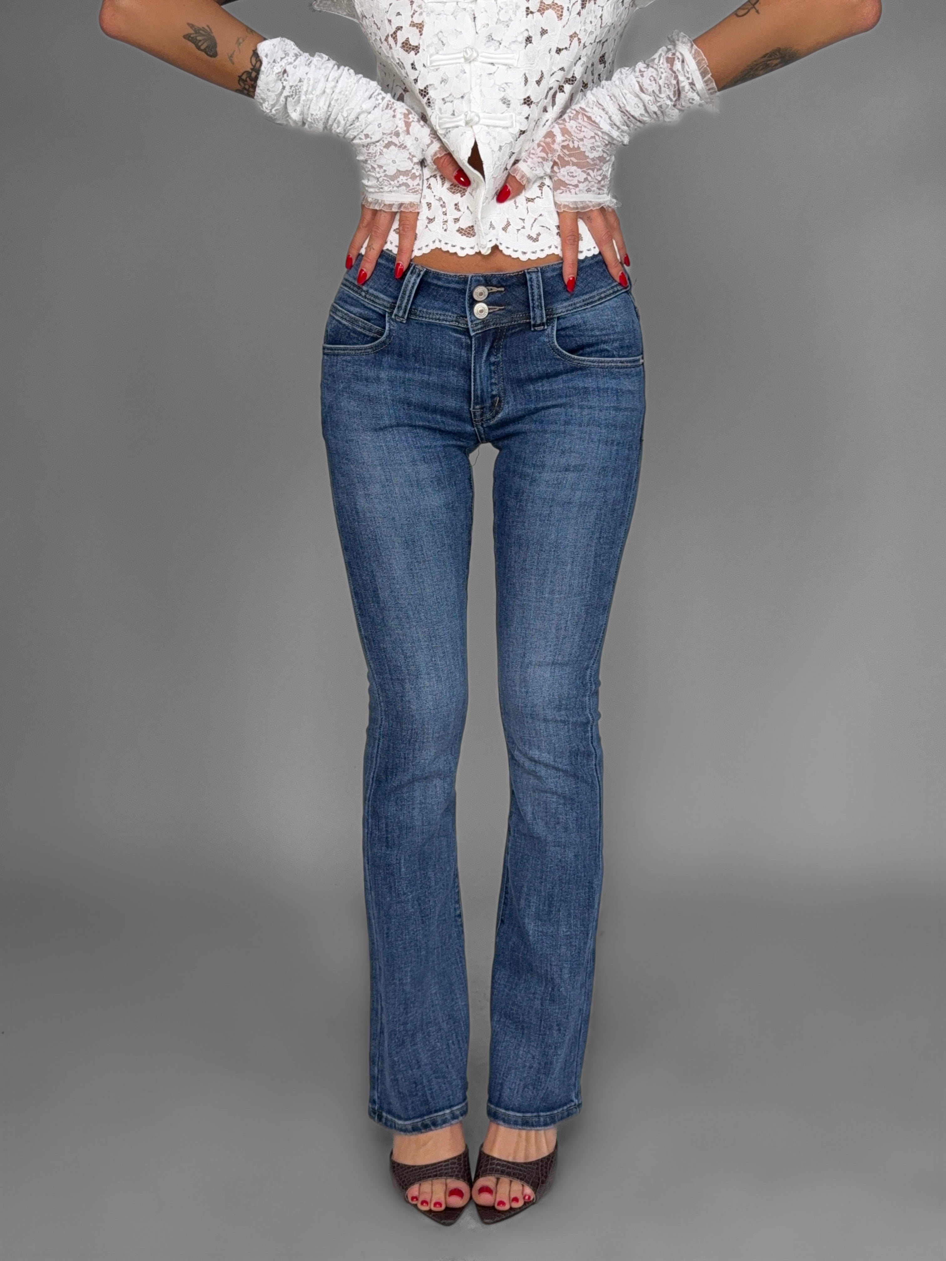 Light Flare Jeans