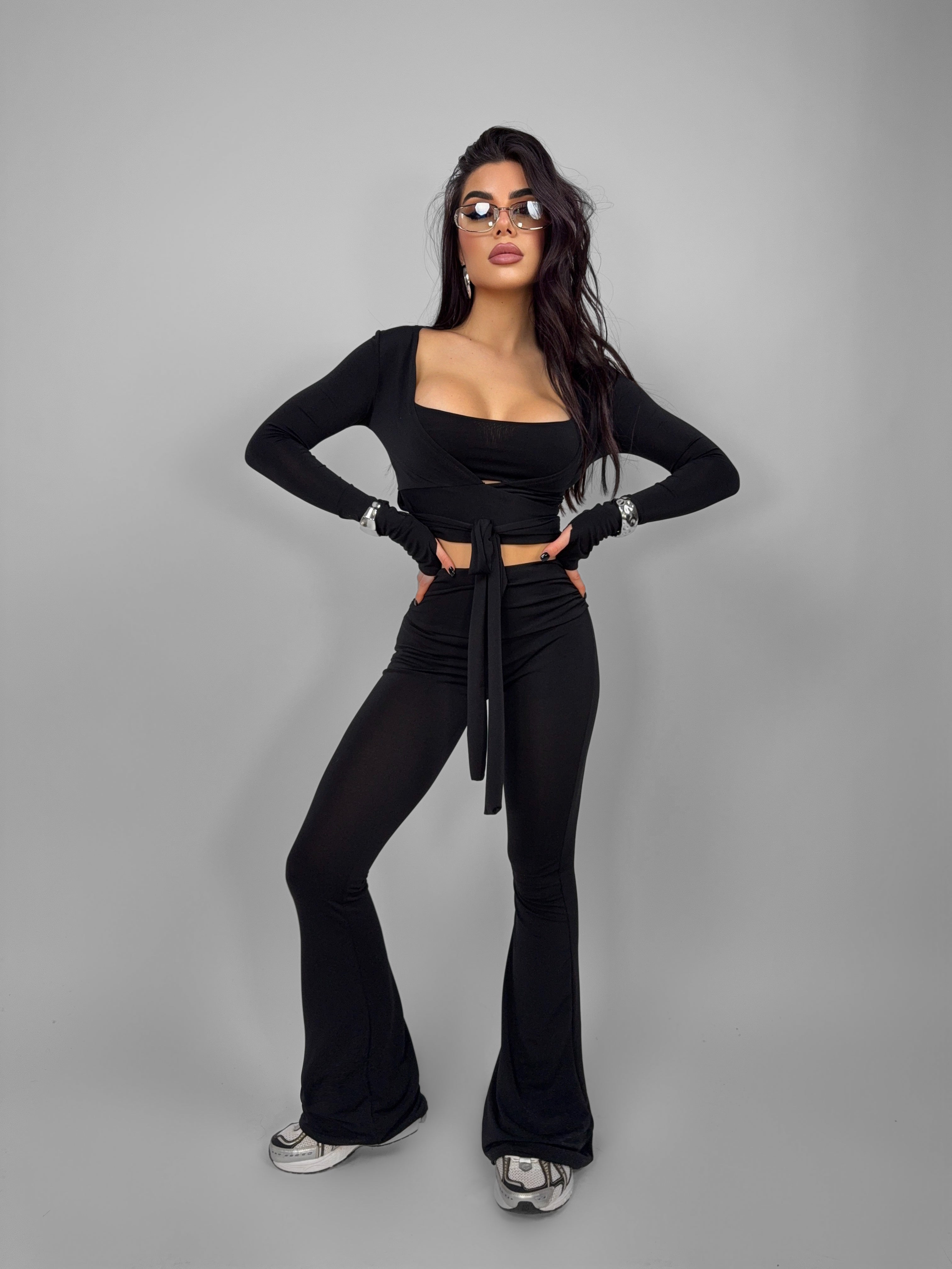 Set Self Confident--Black