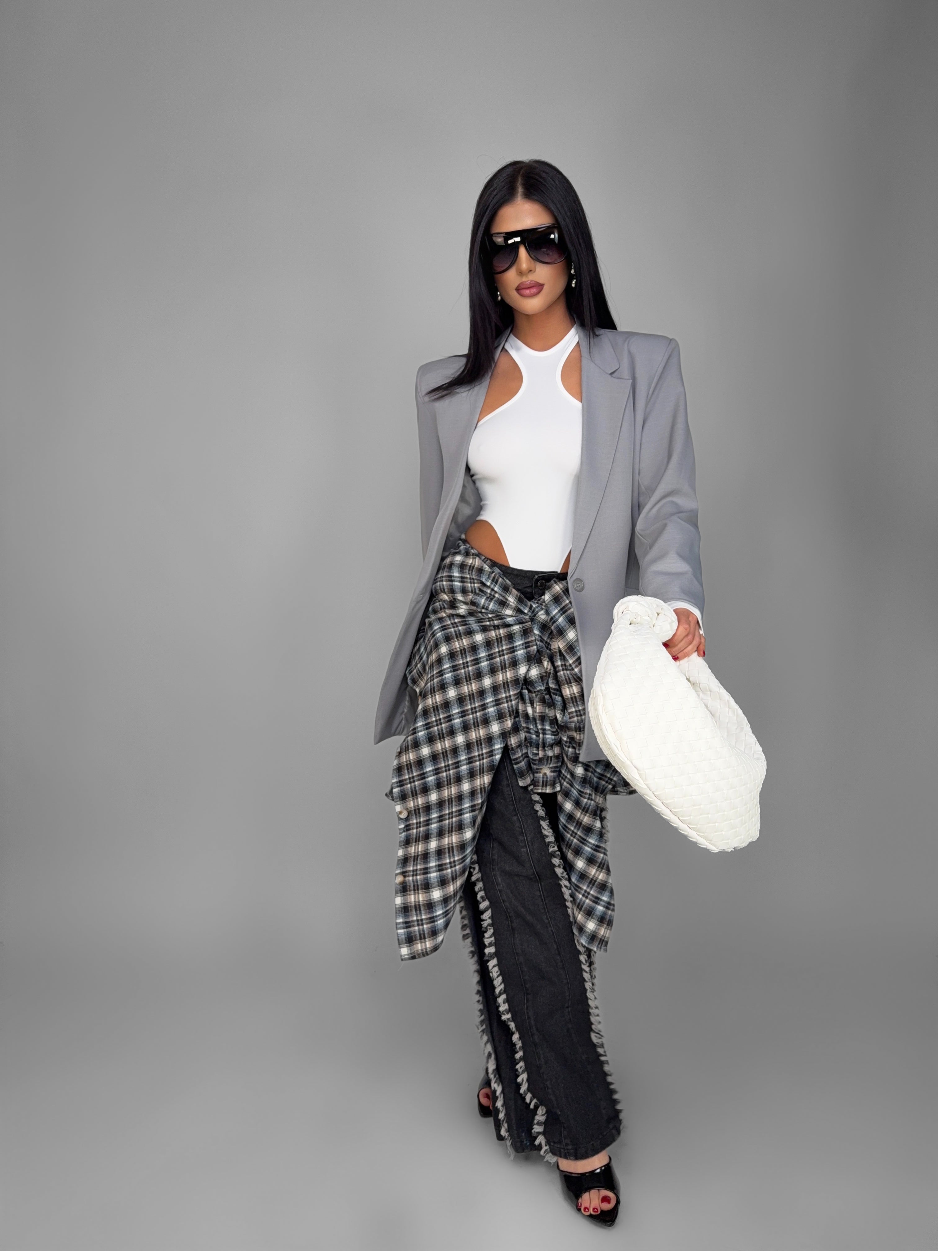 Total Look Lopsided White