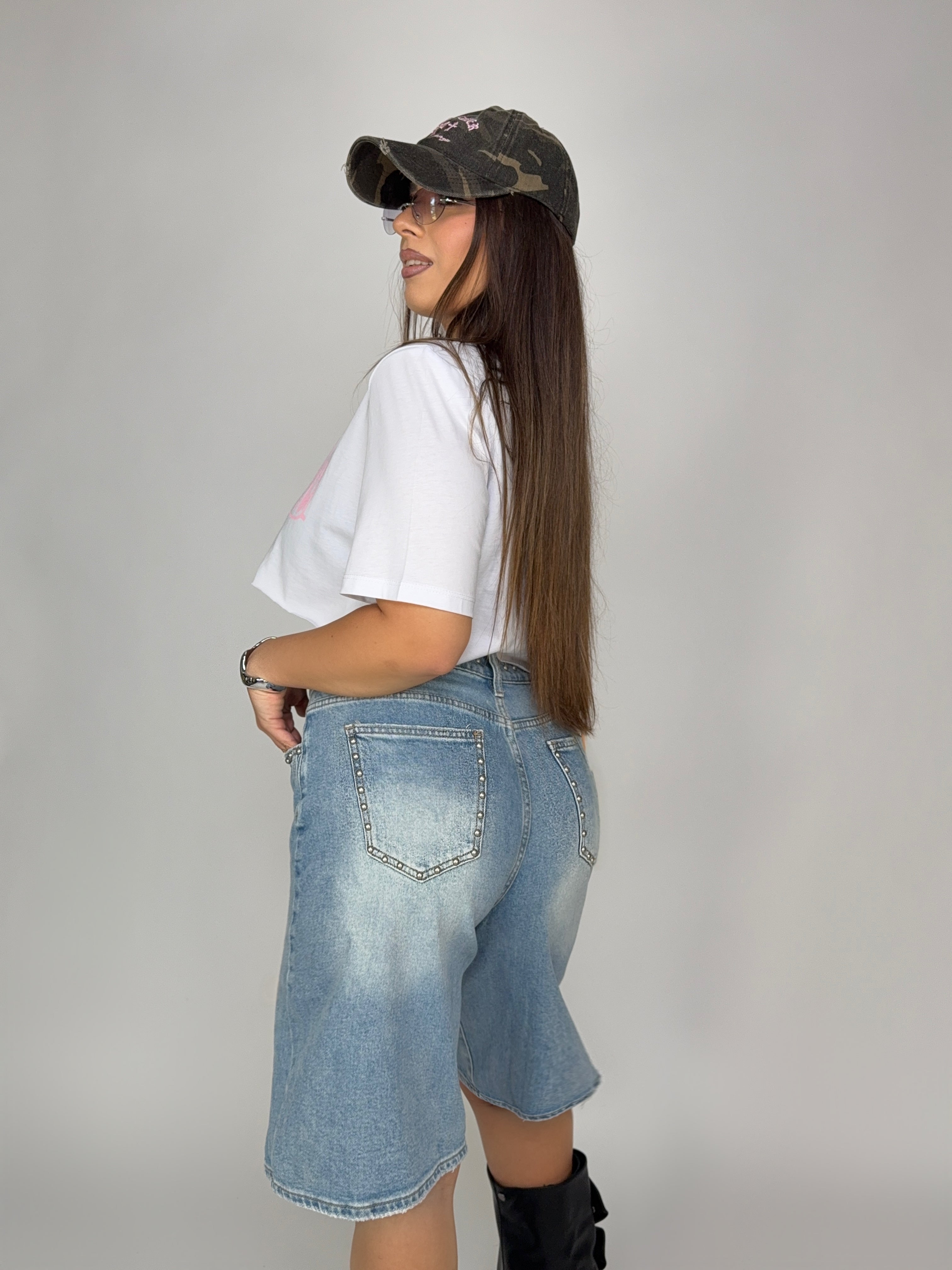 CURVY FIT - Urban Studded Bermuda Shorts