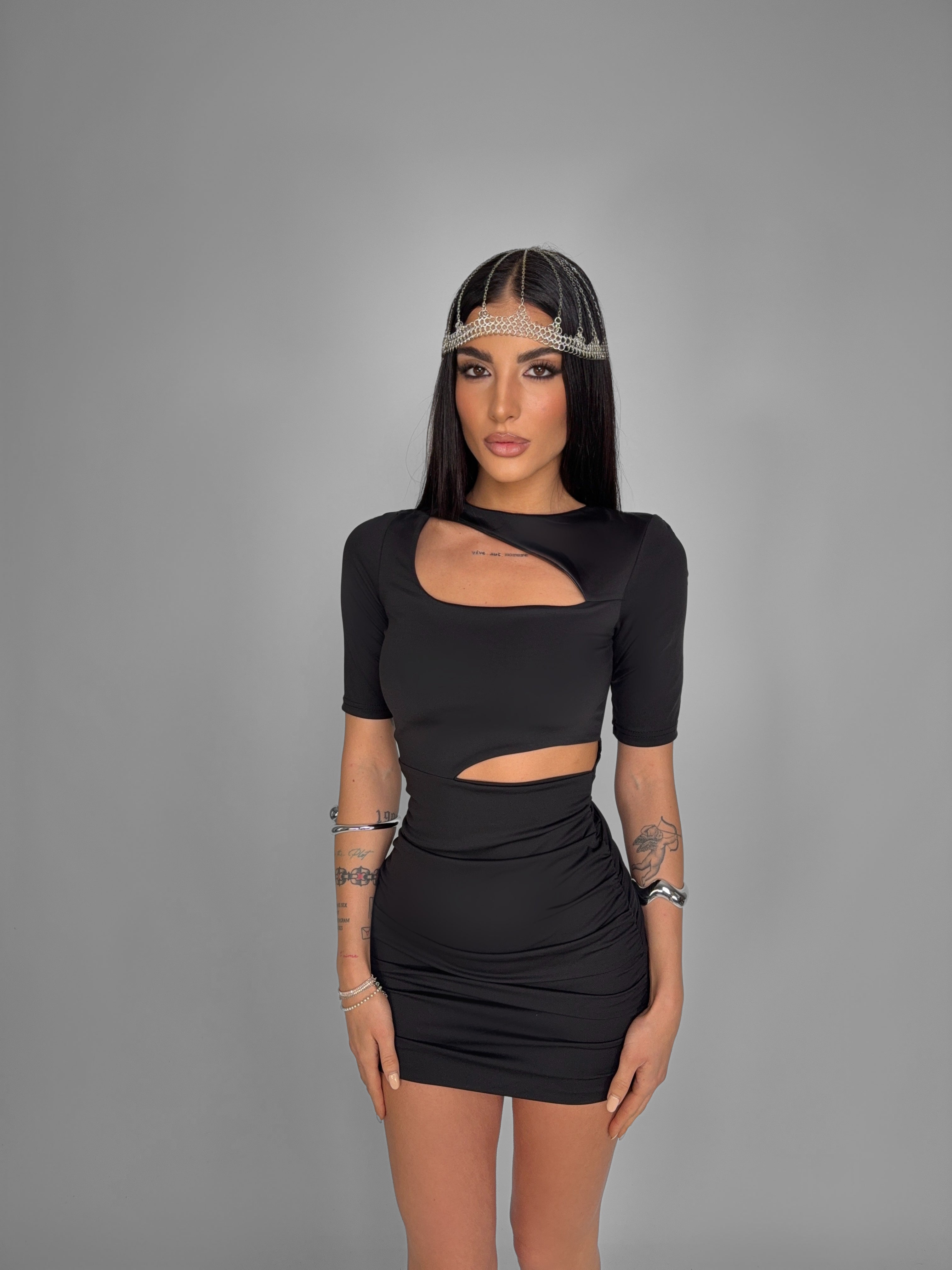 Abito Sleek Cut-Out