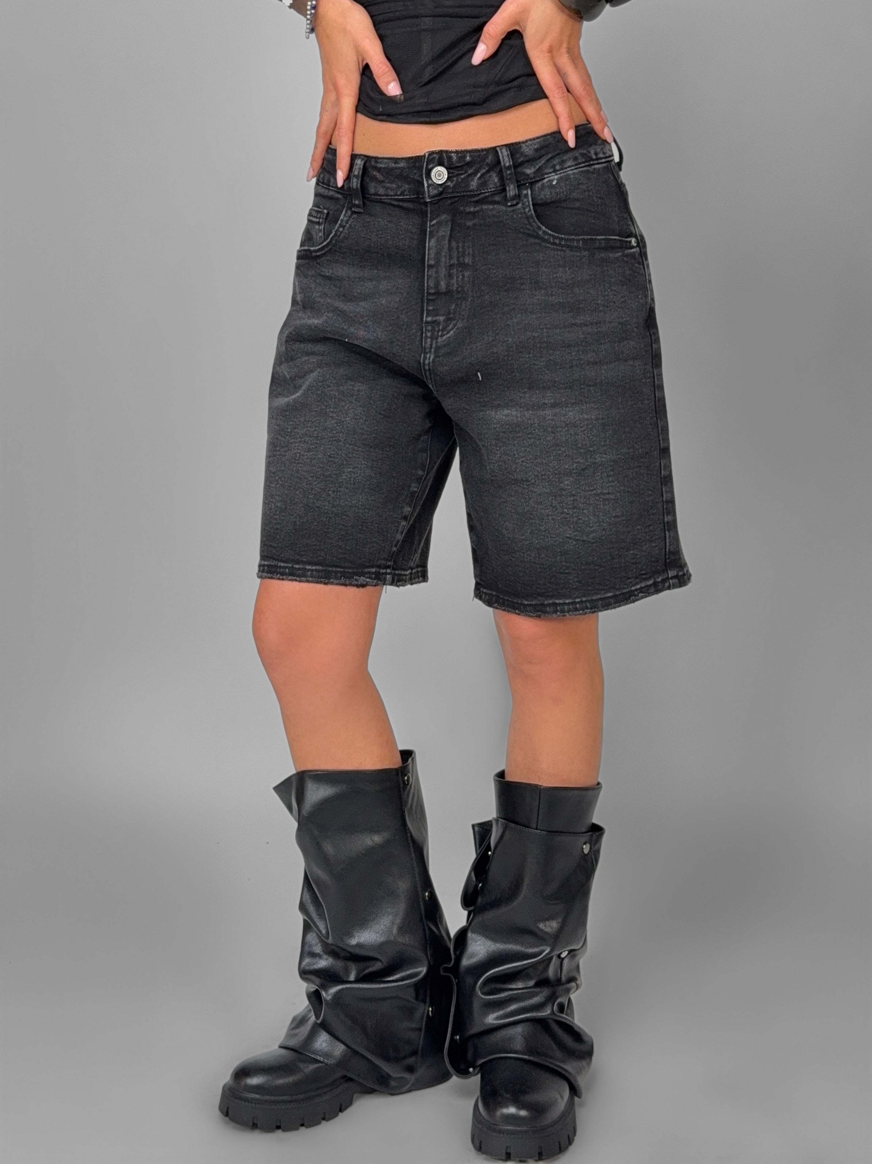 Bermuda Dark Grey