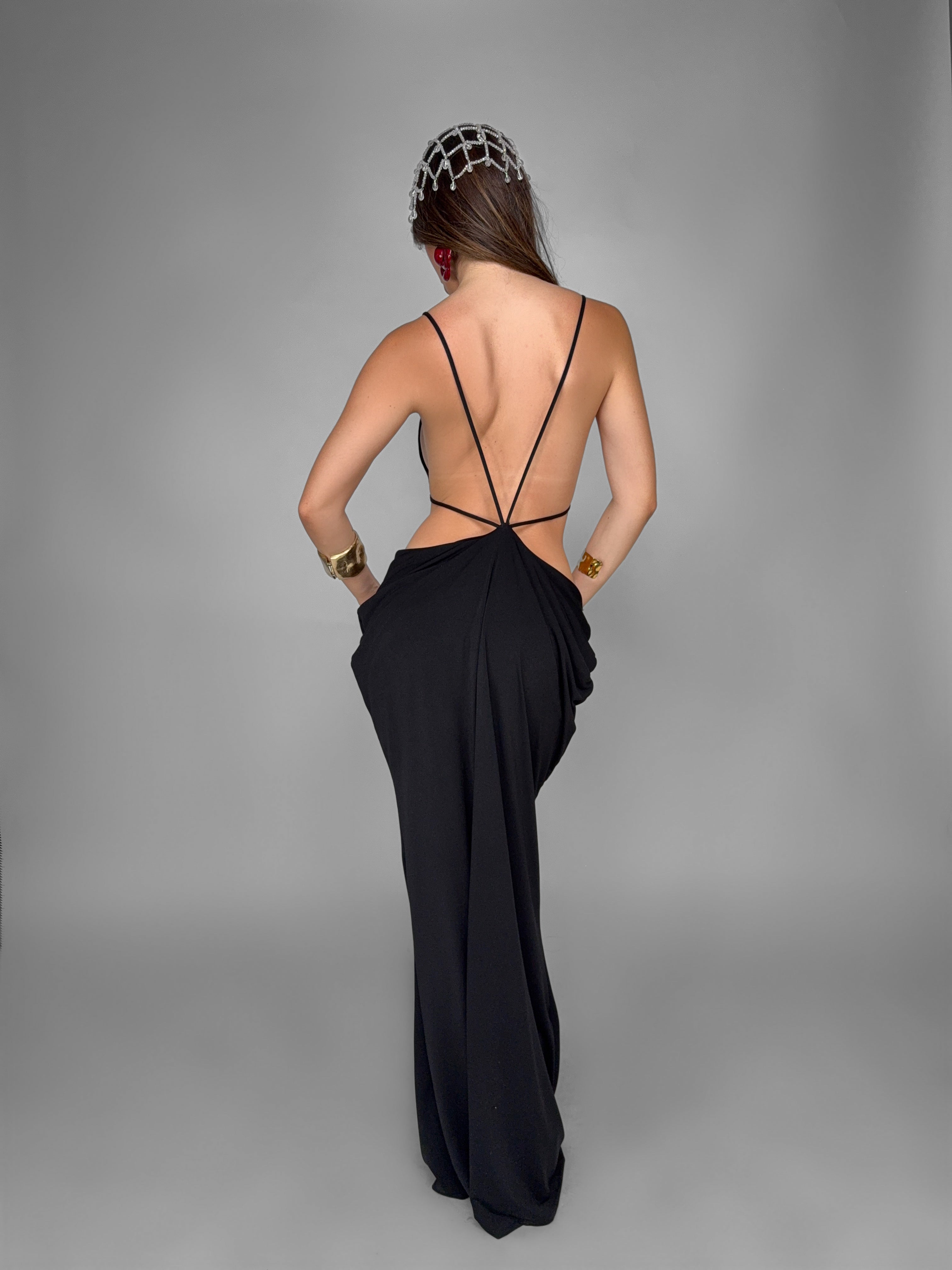 Abito Side Slit Cut-Out-Black