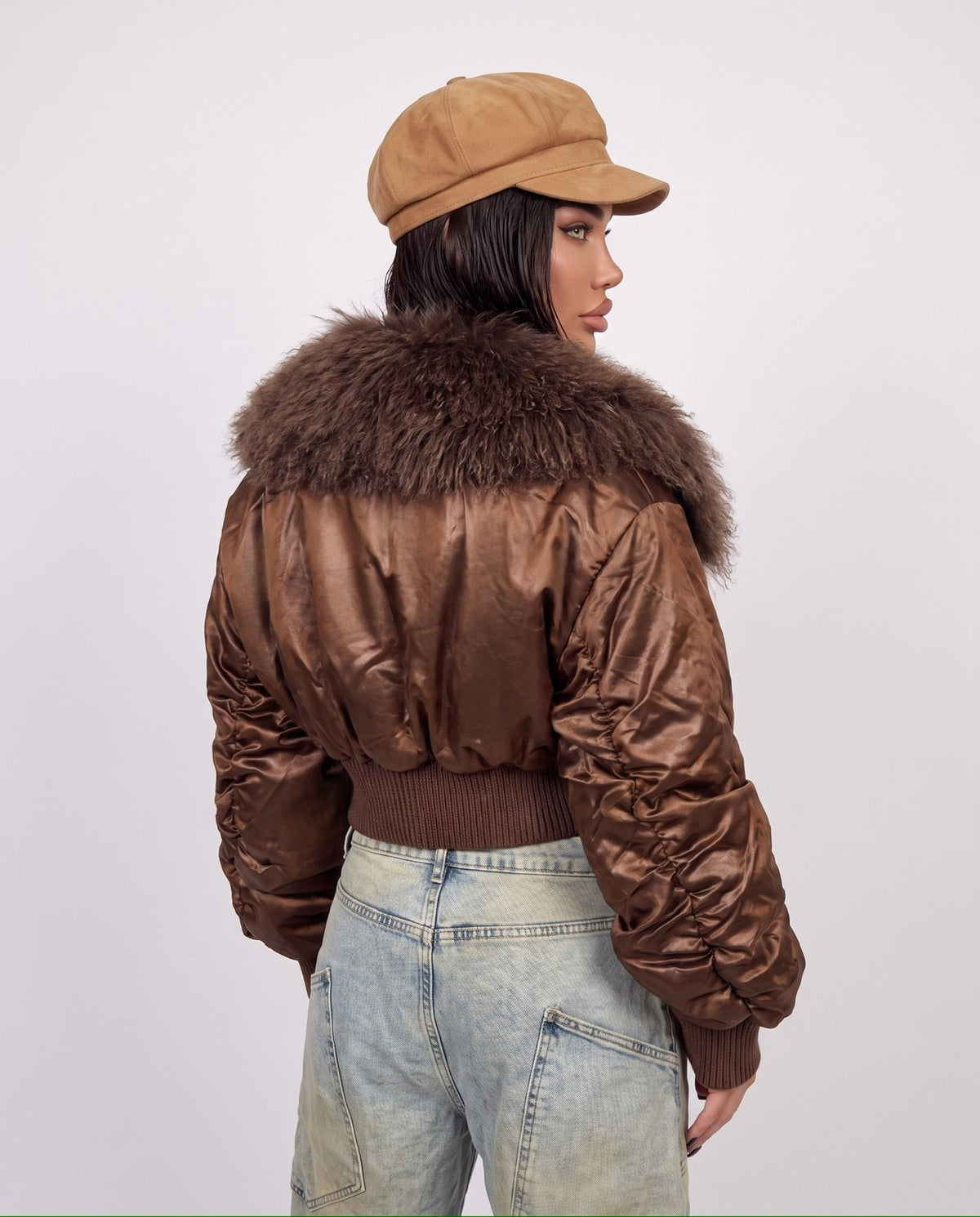 Chaqueta bomber corta con relieve-Marrón