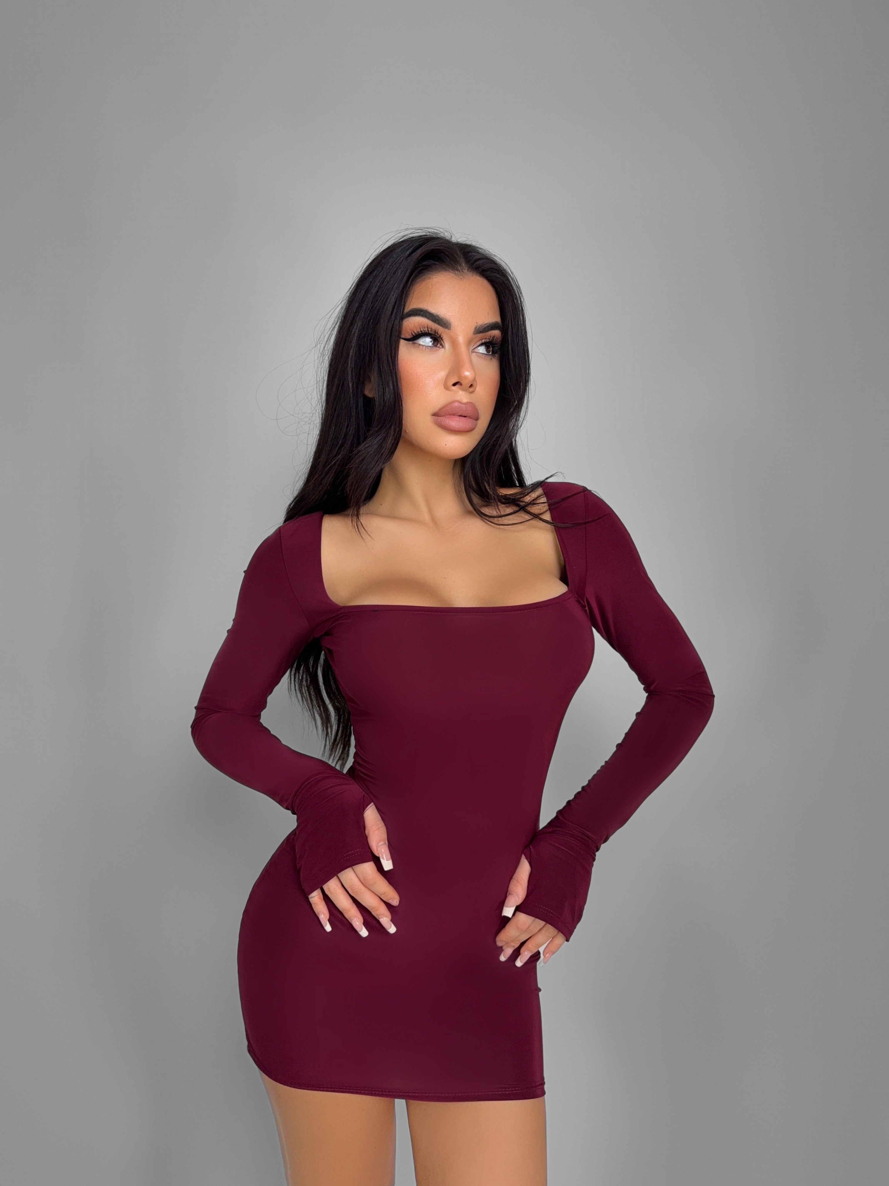 Abito Special -Cherry-red