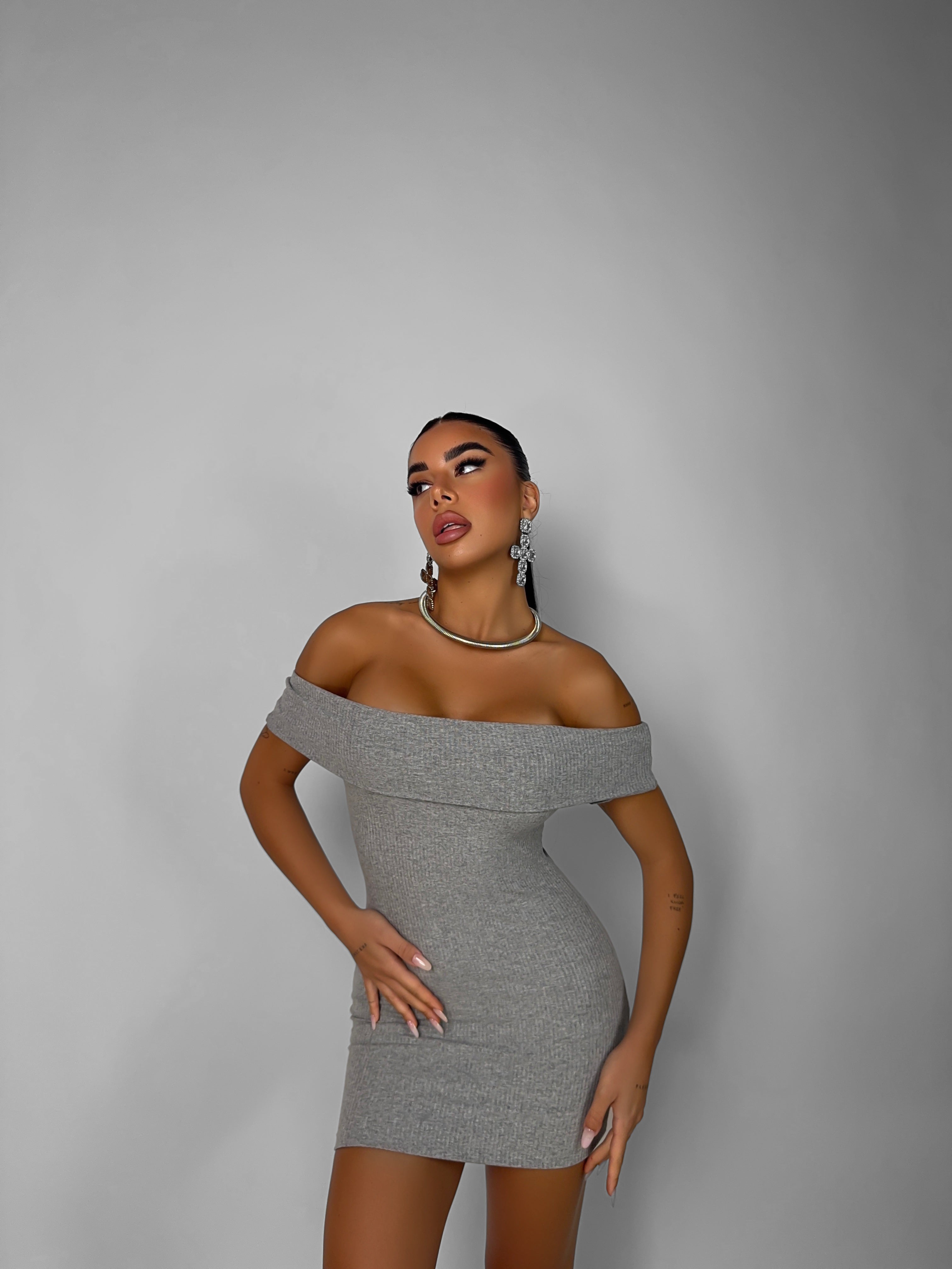 Abito Off Shoulder