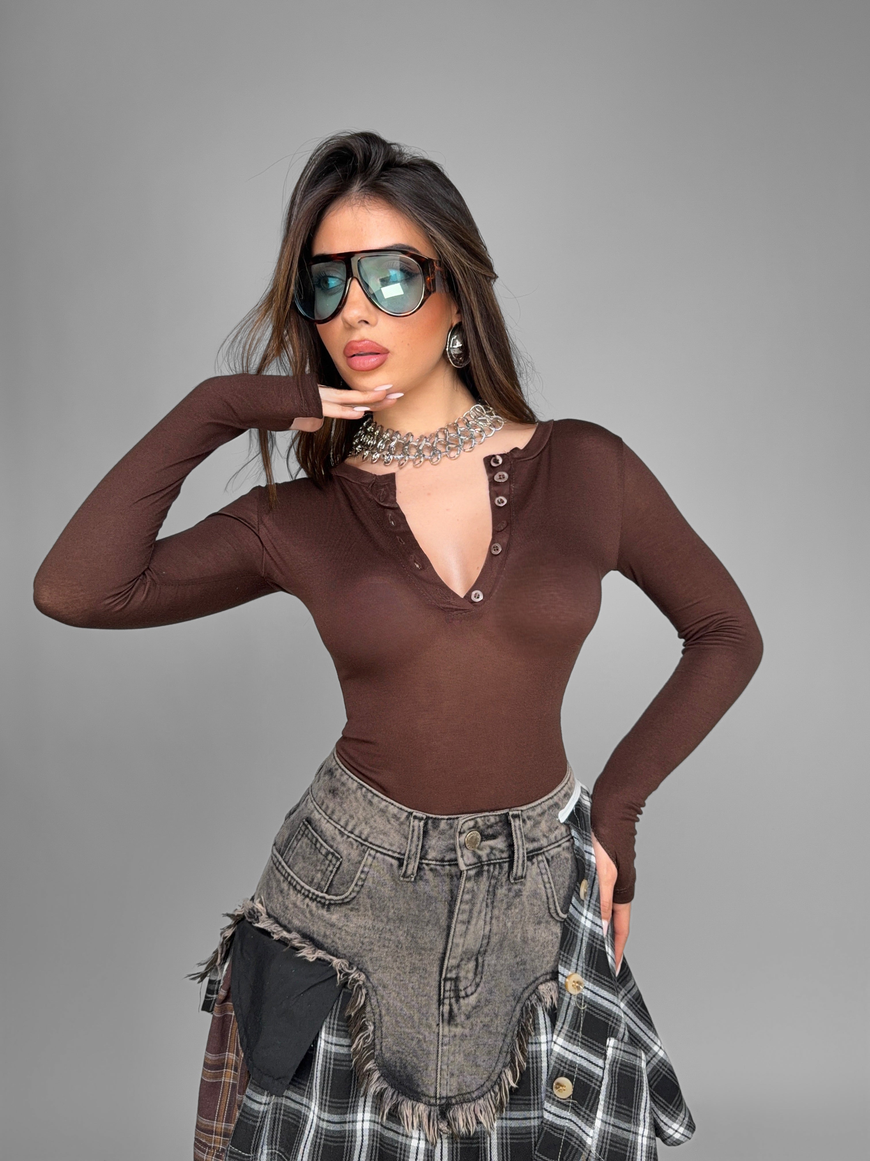 Body Minimal Front-Brown