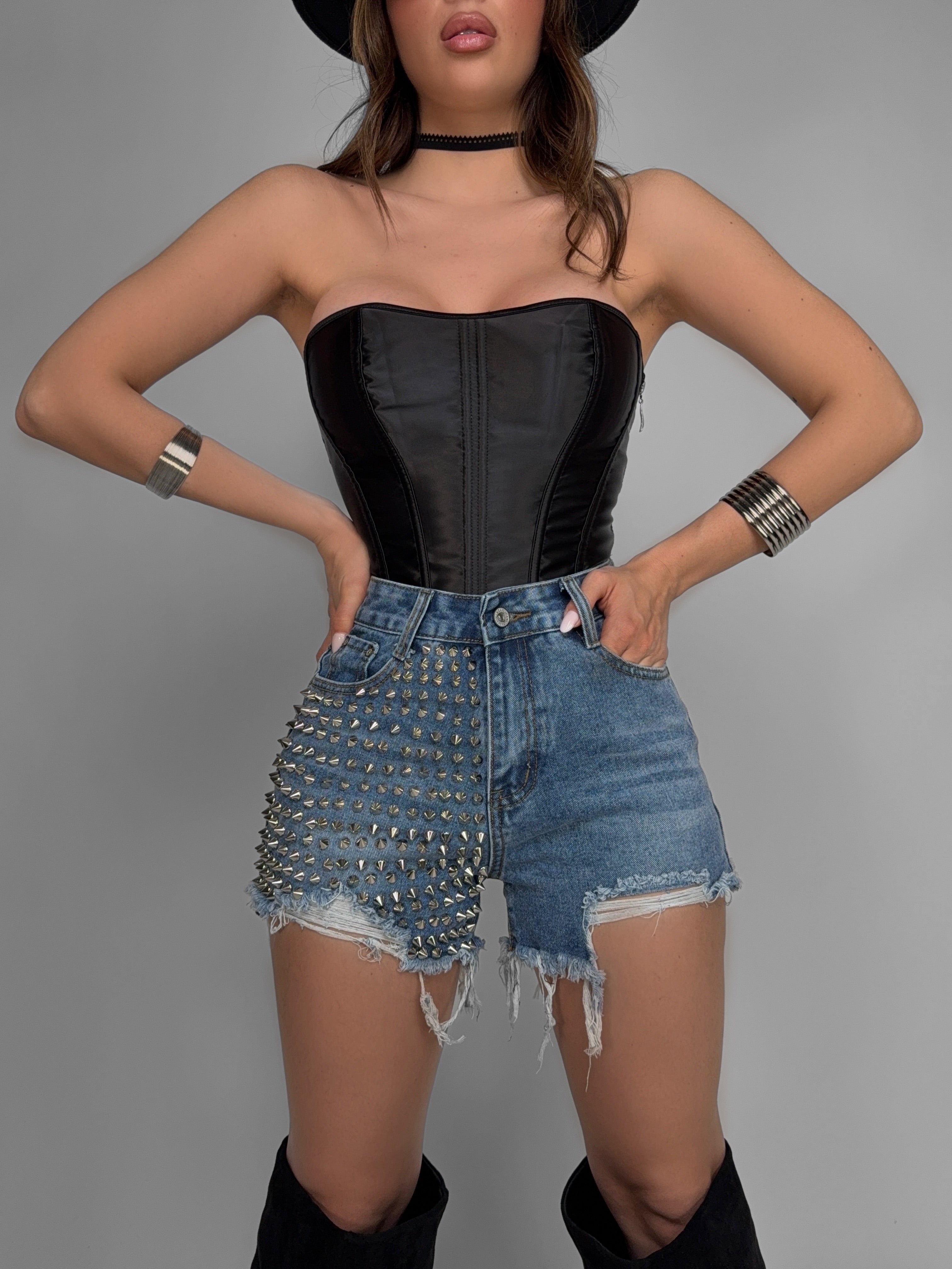 Shorts Studded