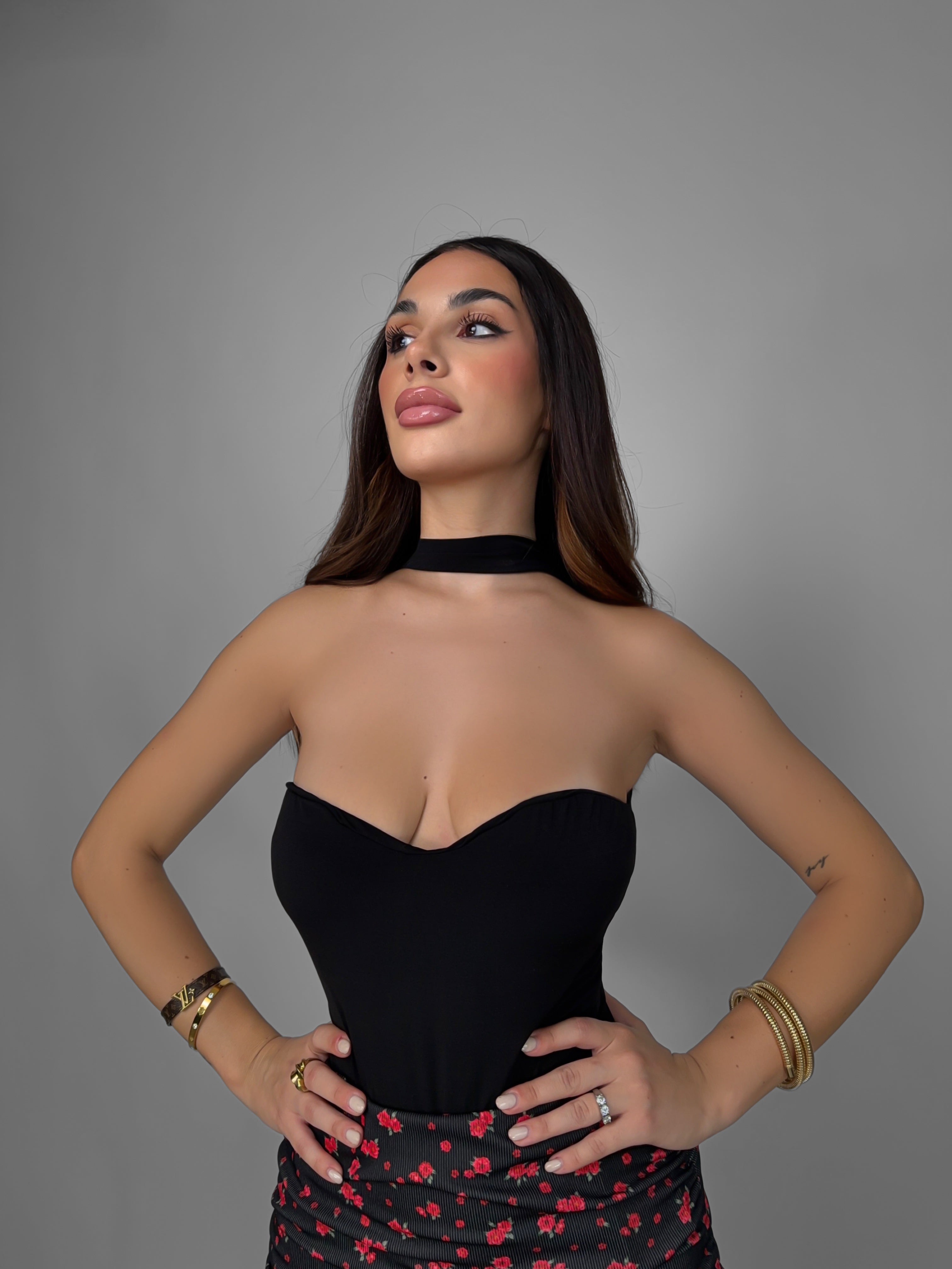 Body Chocker Babe