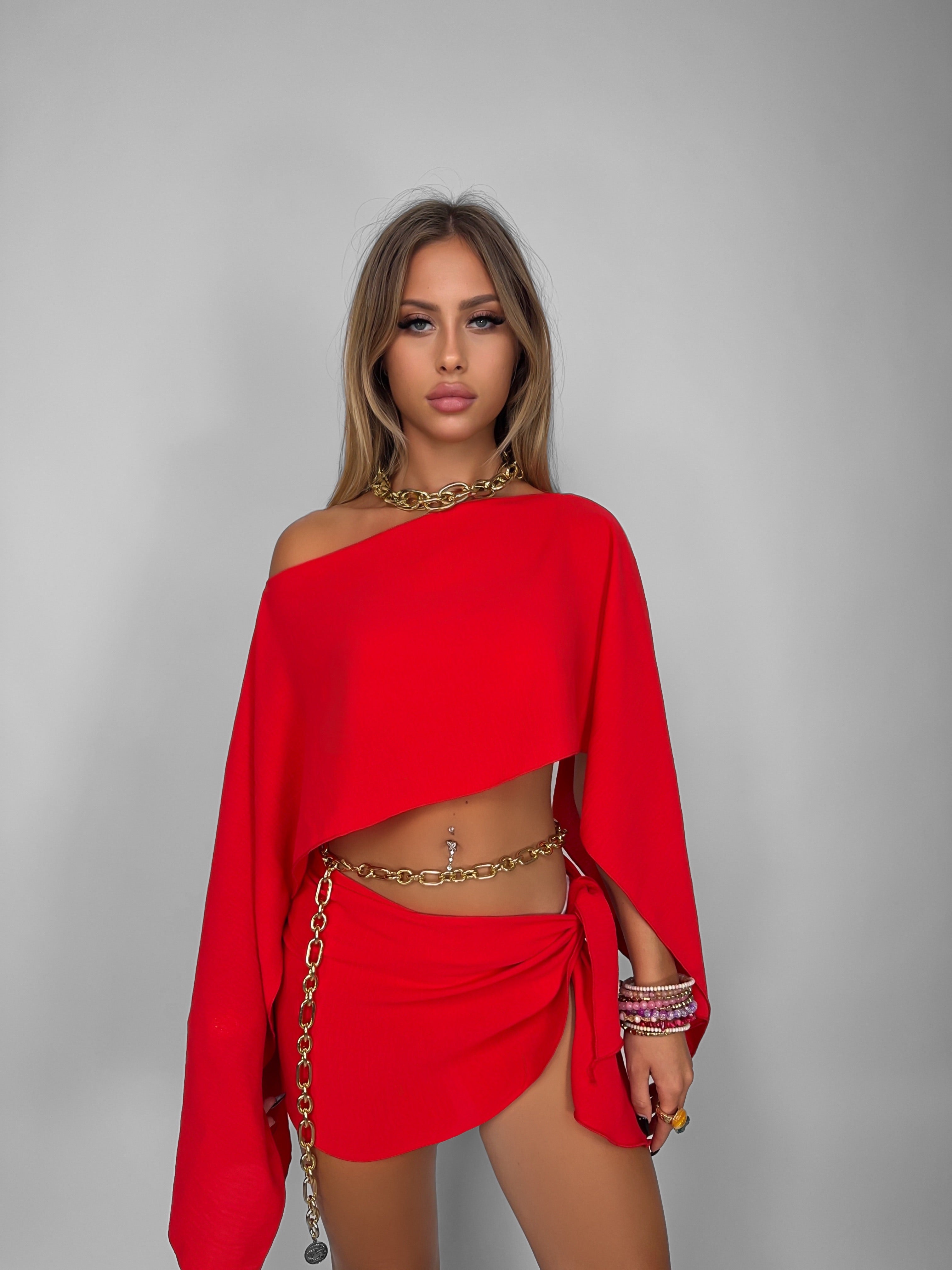 Completo Hit Me Baby - Red