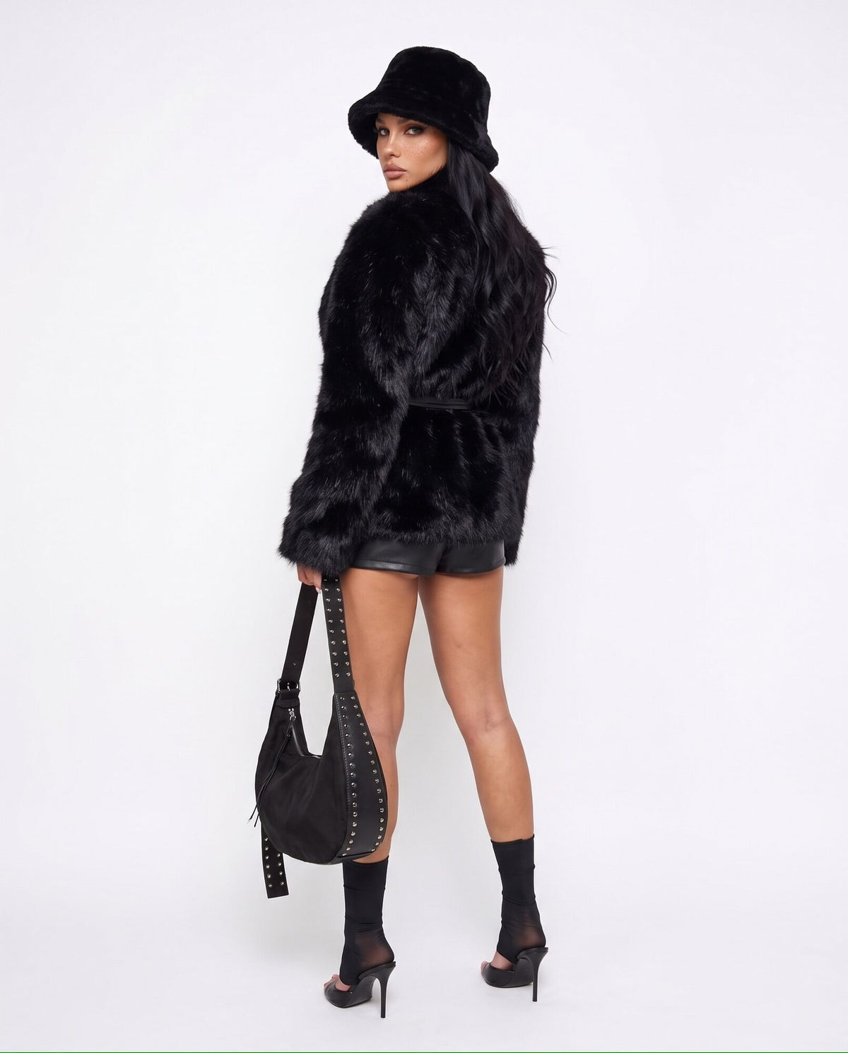 Total Look It Girl-Black