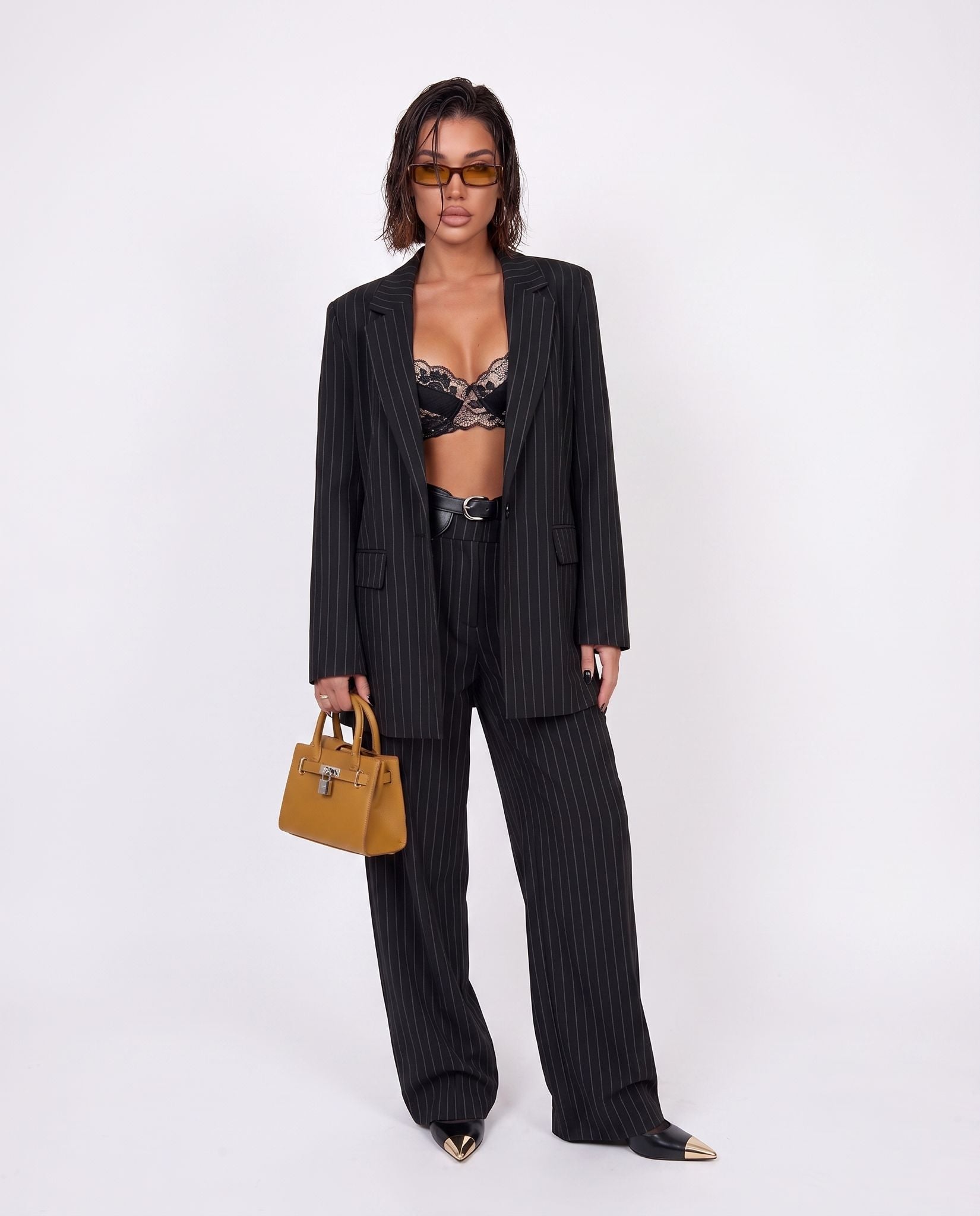 Total Look Pinstripe Lace