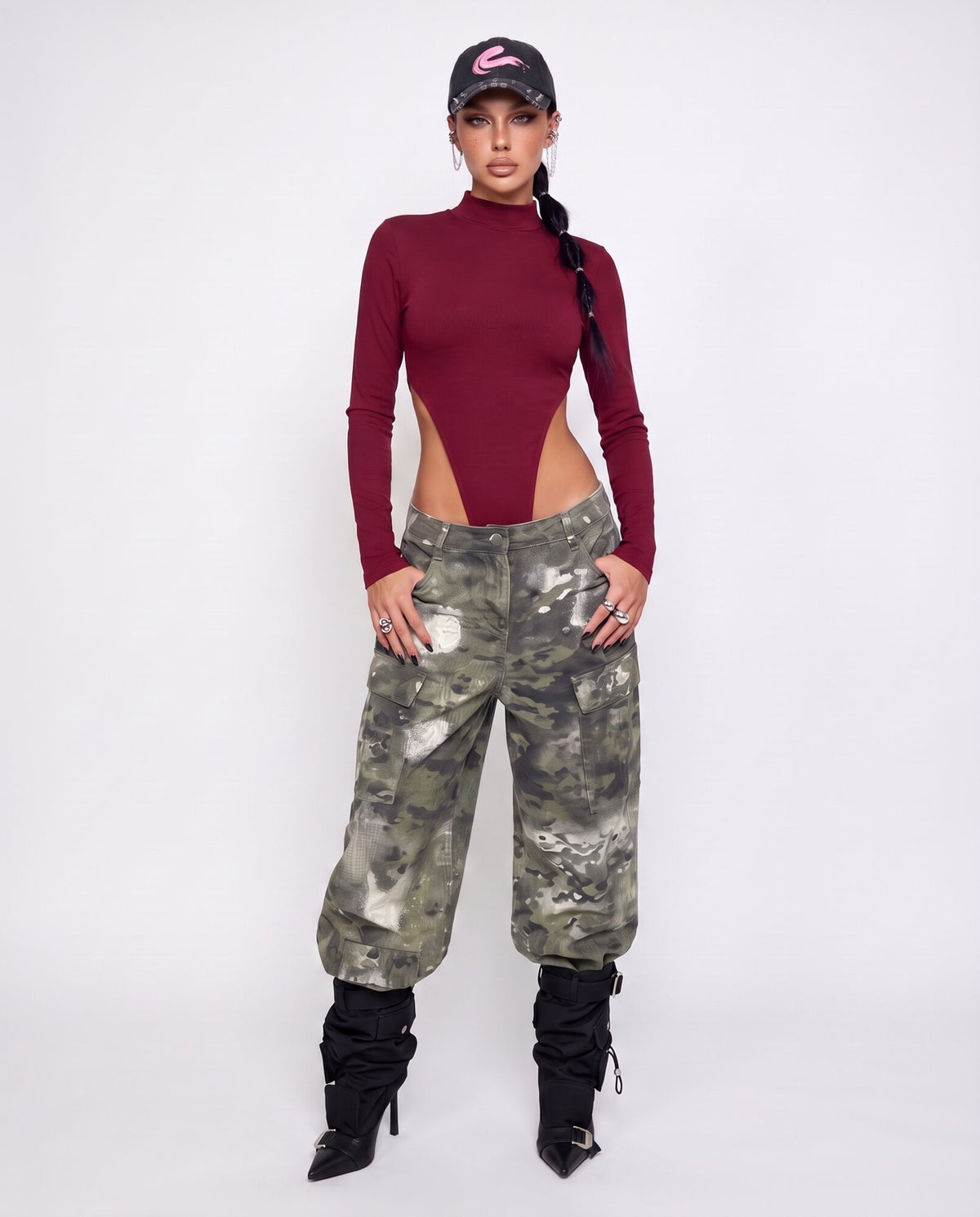 Total Look Army Cherry