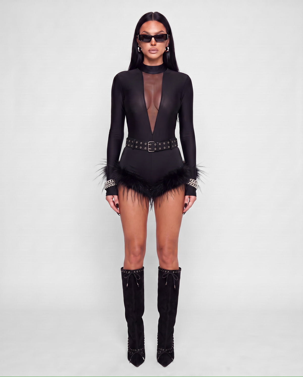 Total Look Hot Feathers