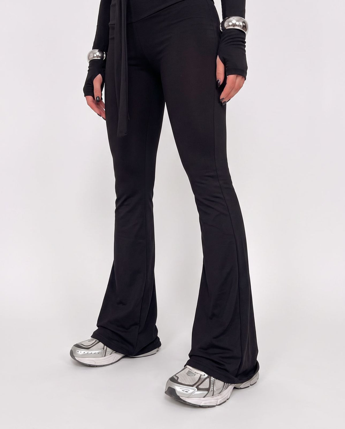 Set Self Confident - Black