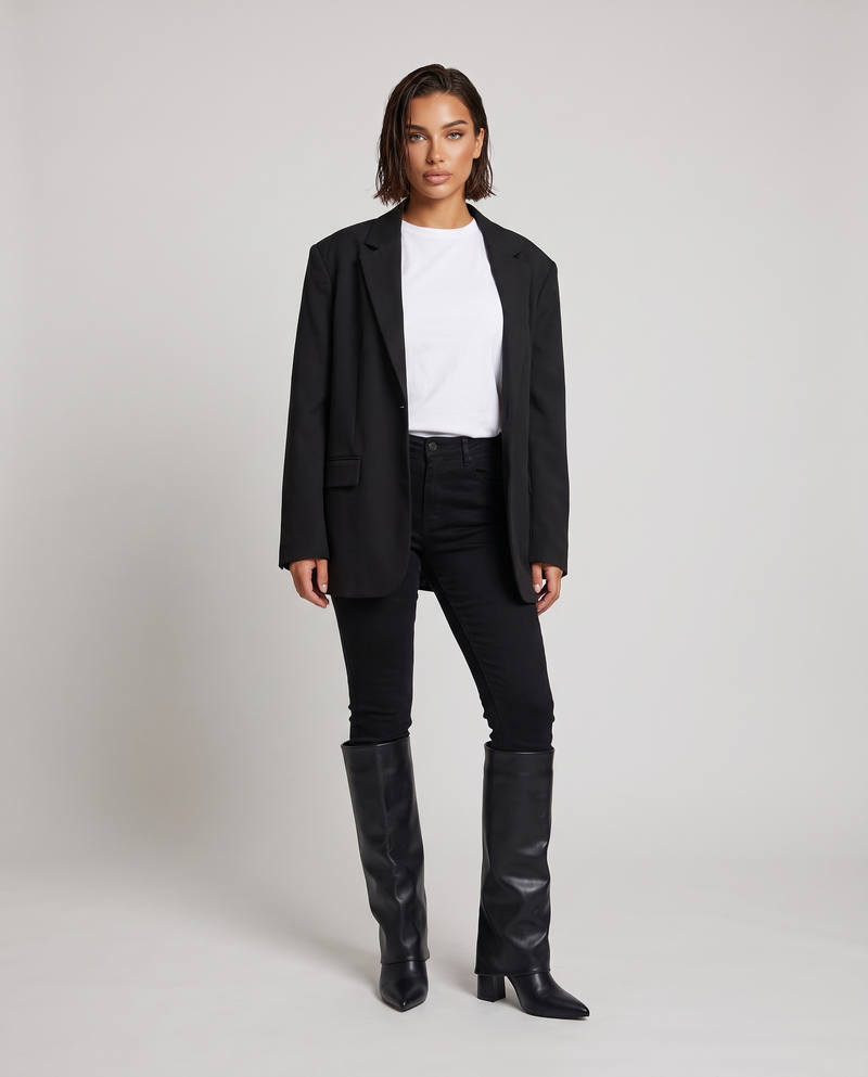 Gambale sopra il jeans stretto